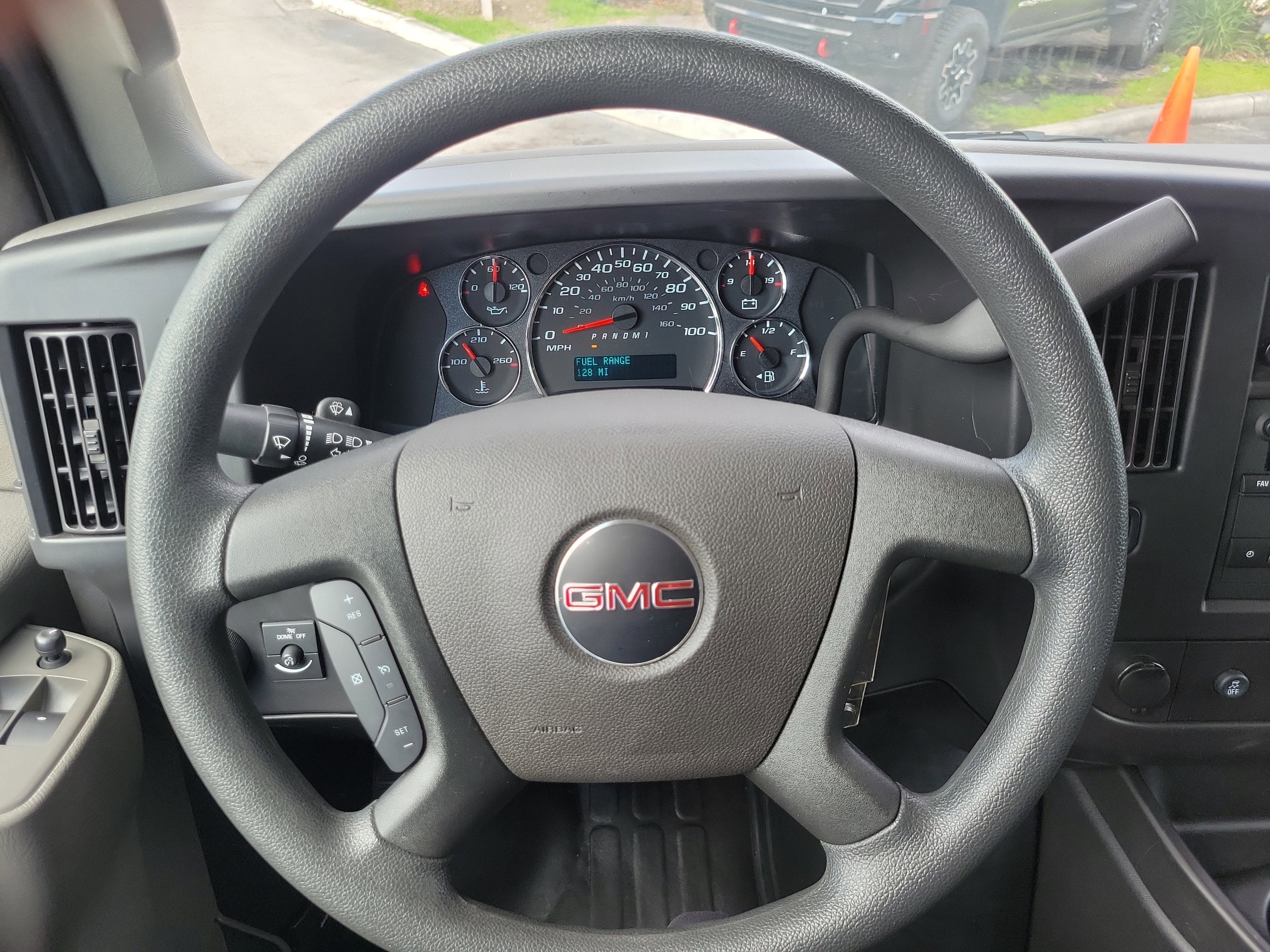 2024 GMC Savana Cargo 2500 Work Van