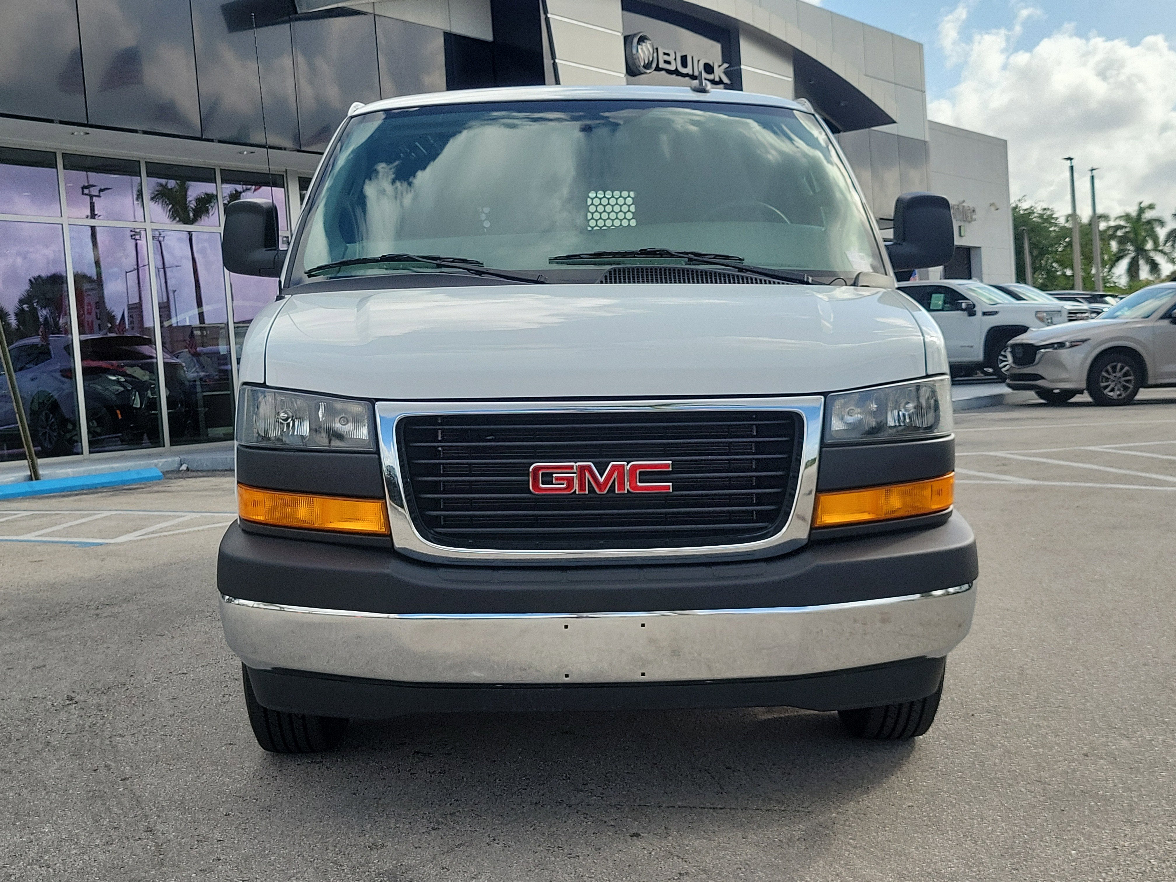 2024 GMC Savana Cargo 2500 Work Van