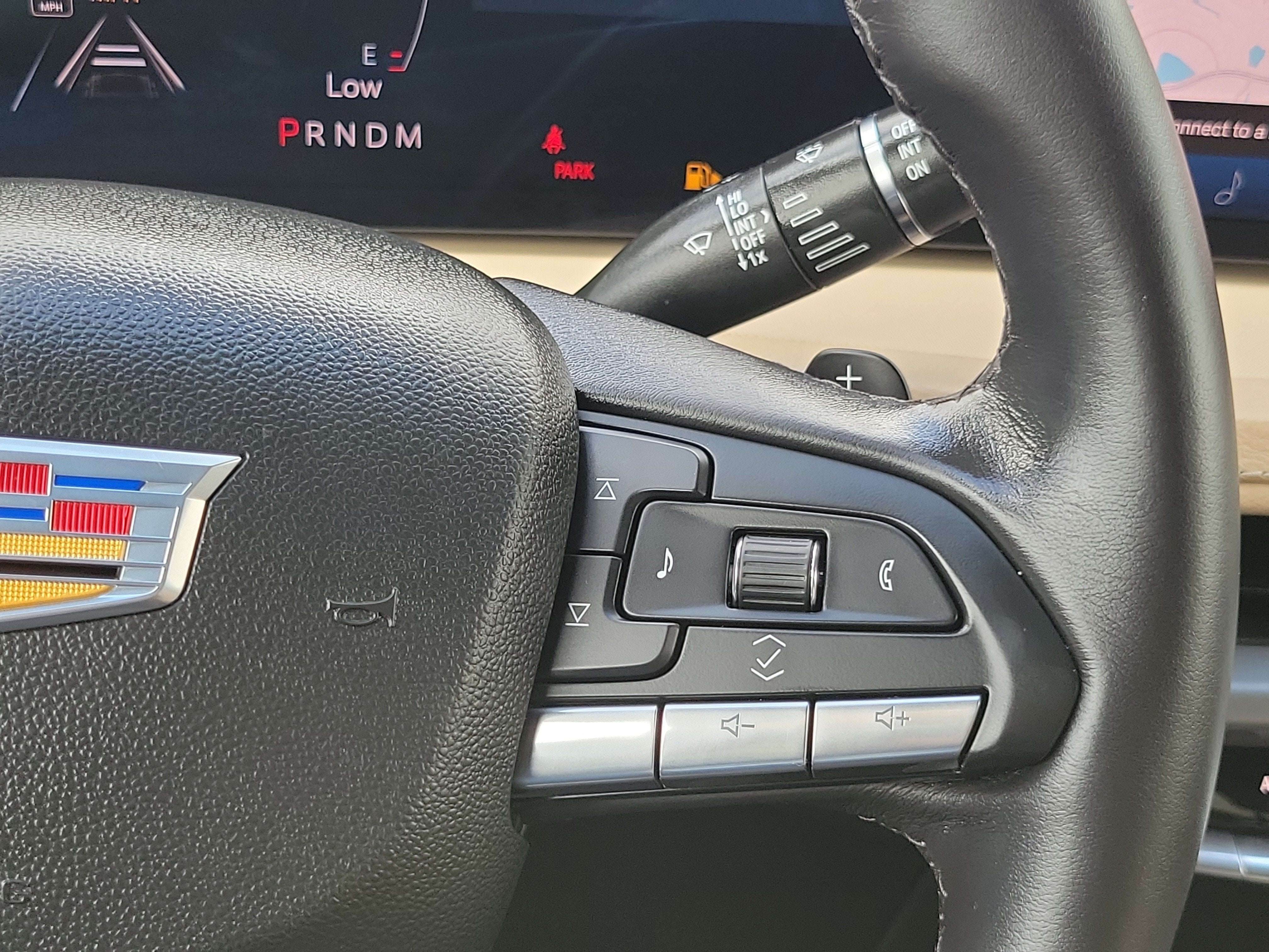 2024 Cadillac XT4 Luxury
