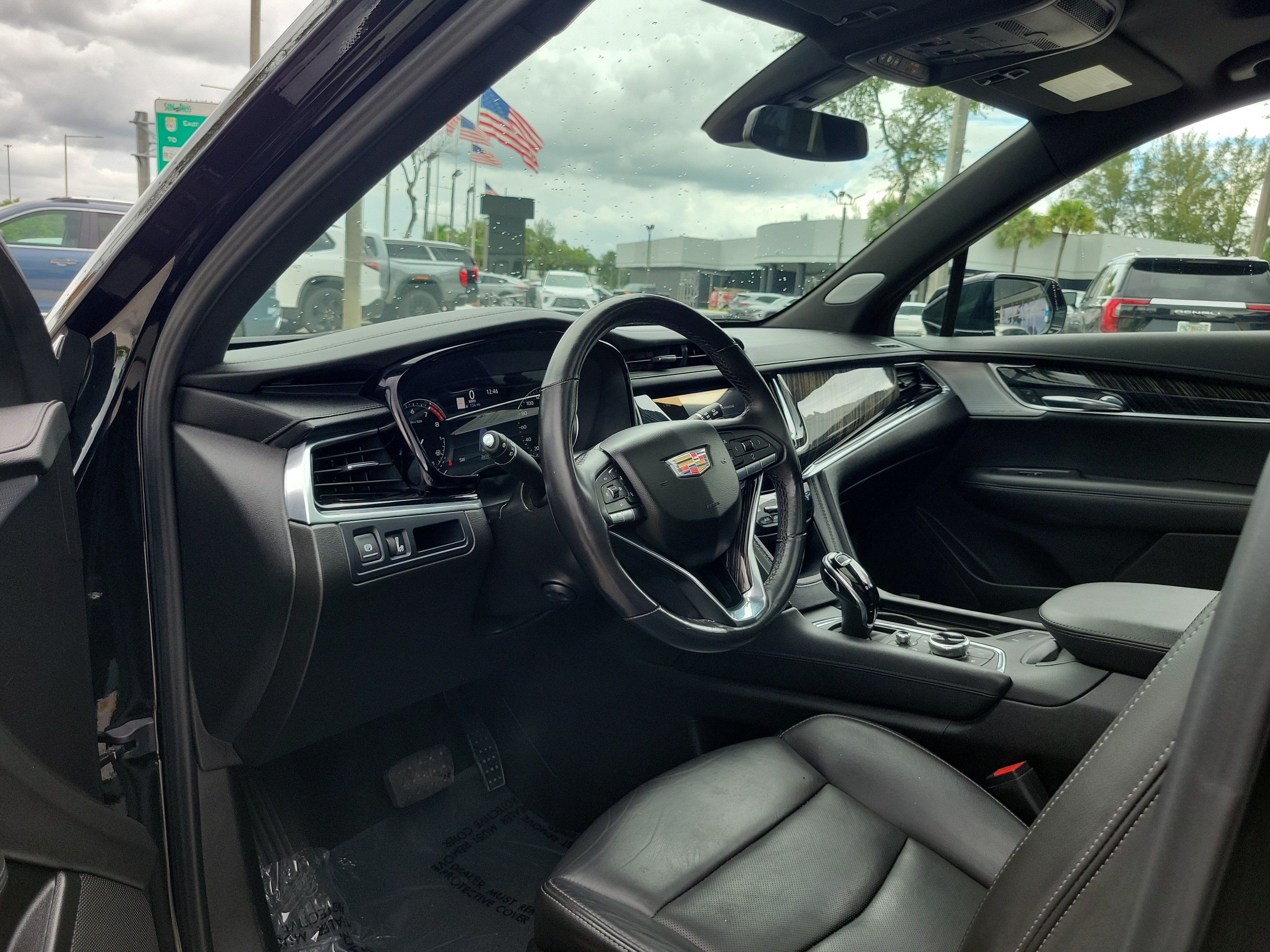 2023 Cadillac XT6 FWD Premium Luxury