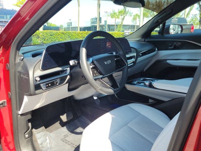 2024 Cadillac LYRIQ Luxury 1