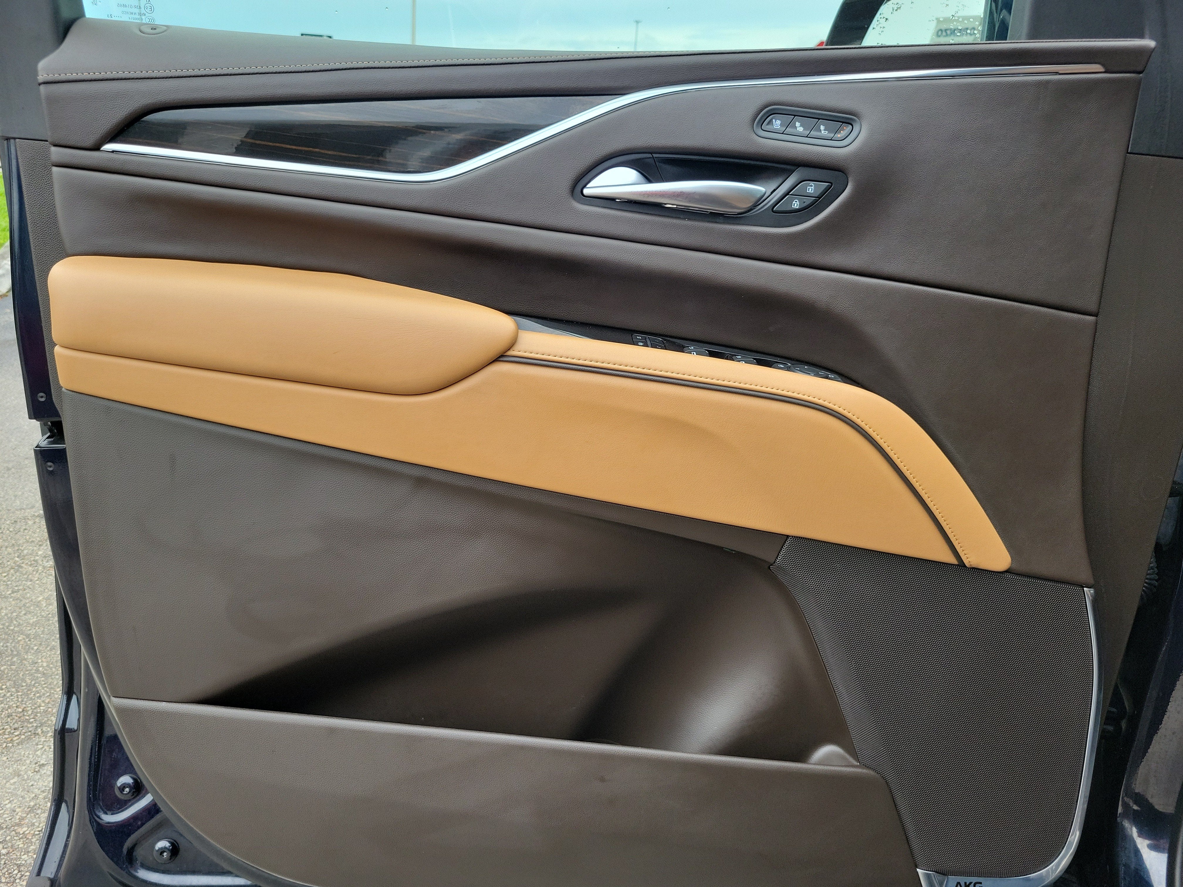 2023 Cadillac Escalade 4WD Premium Luxury