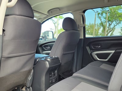 2021 Nissan Titan SV