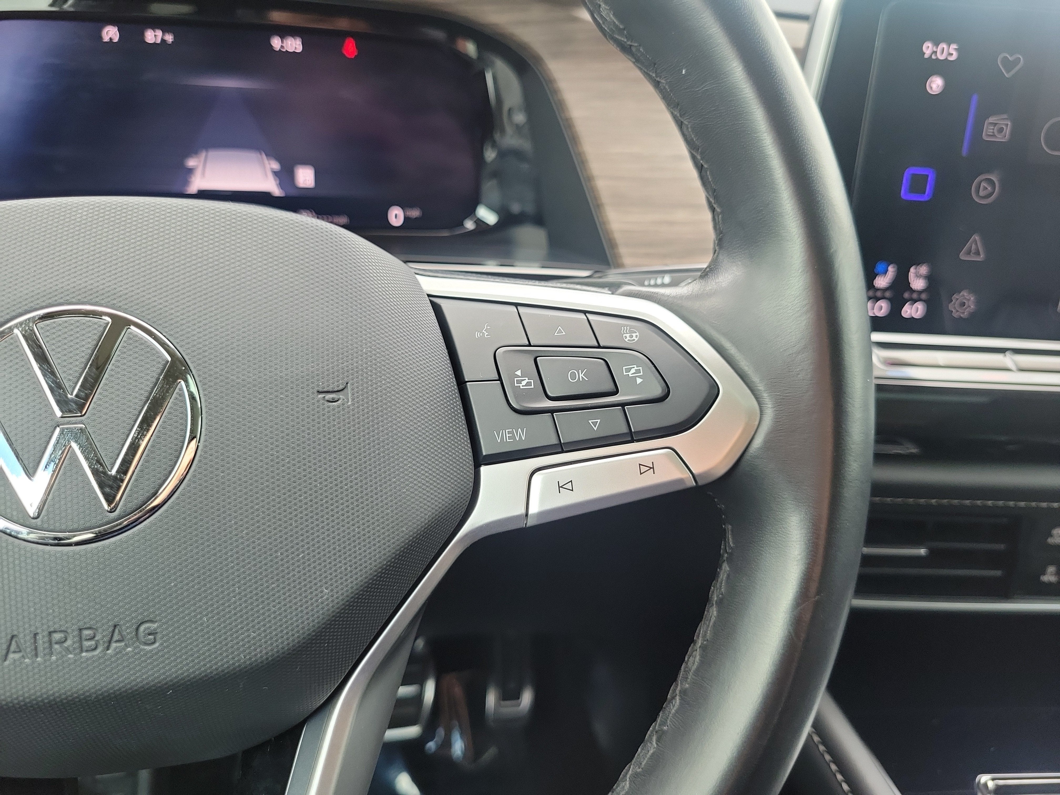 2025 Volkswagen Atlas 2.0T SEL Premium R-Line