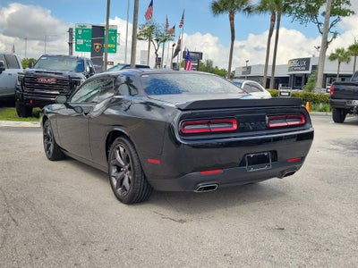 2020 Dodge Challenger SXT
