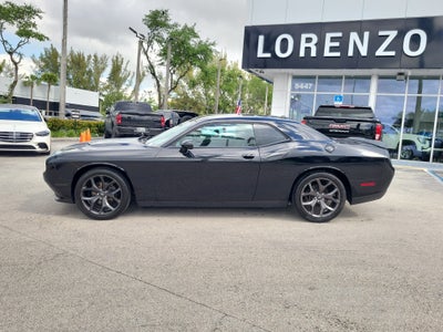 2020 Dodge Challenger SXT