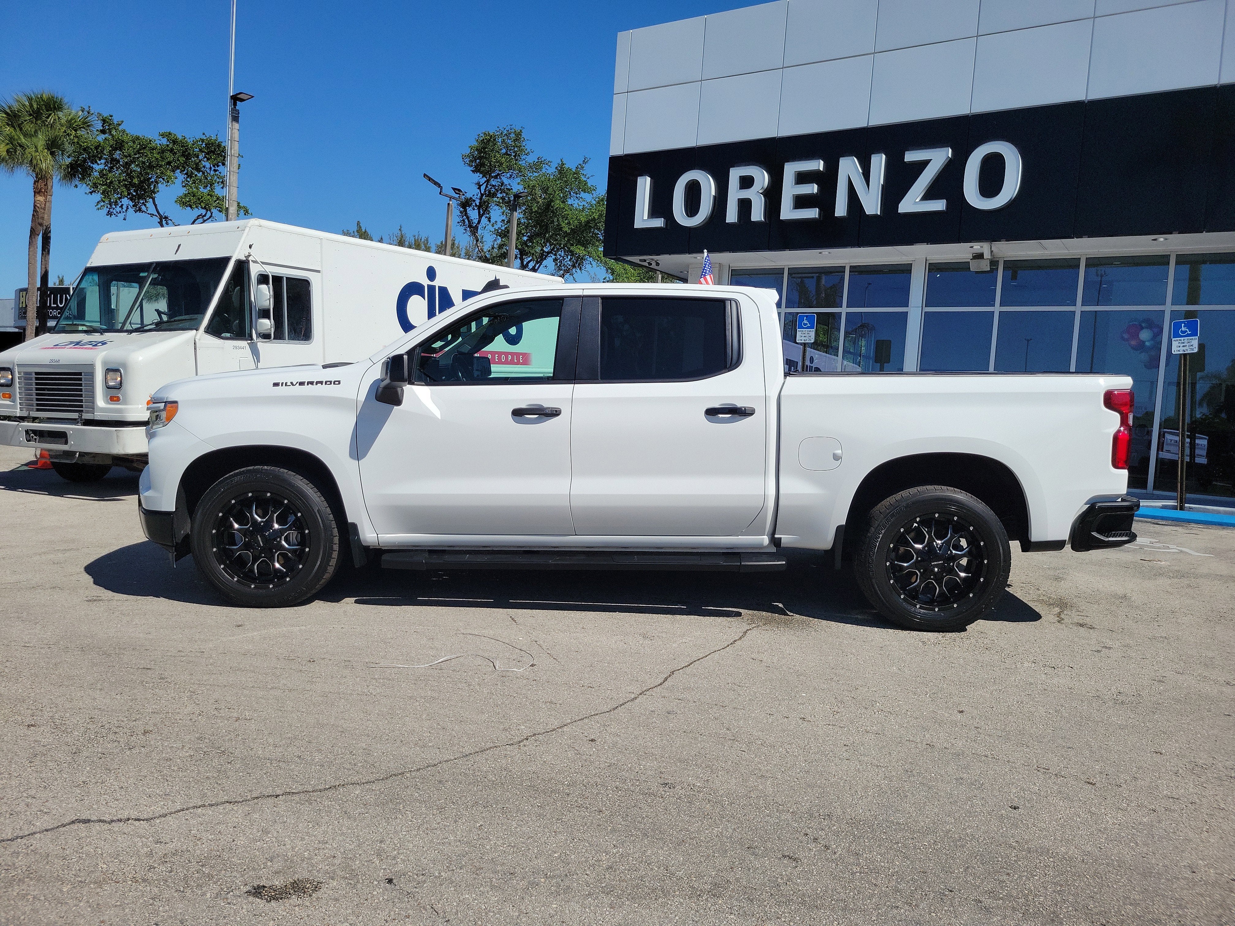 2023 Chevrolet Silverado 1500 RST
