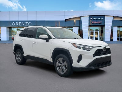 2022 Toyota RAV4 XLE