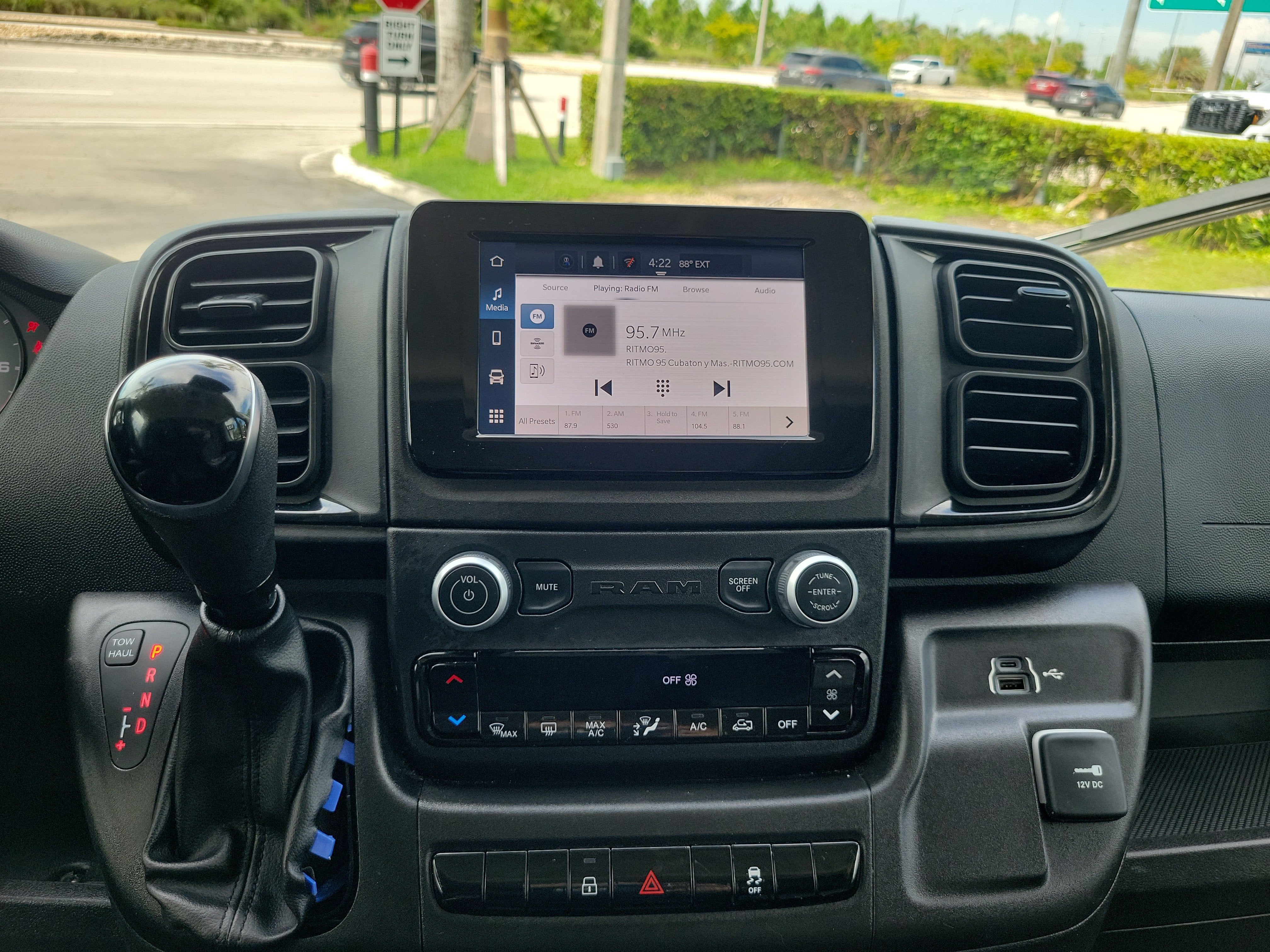 2026 RAM ProMaster Cargo Van Tradesman