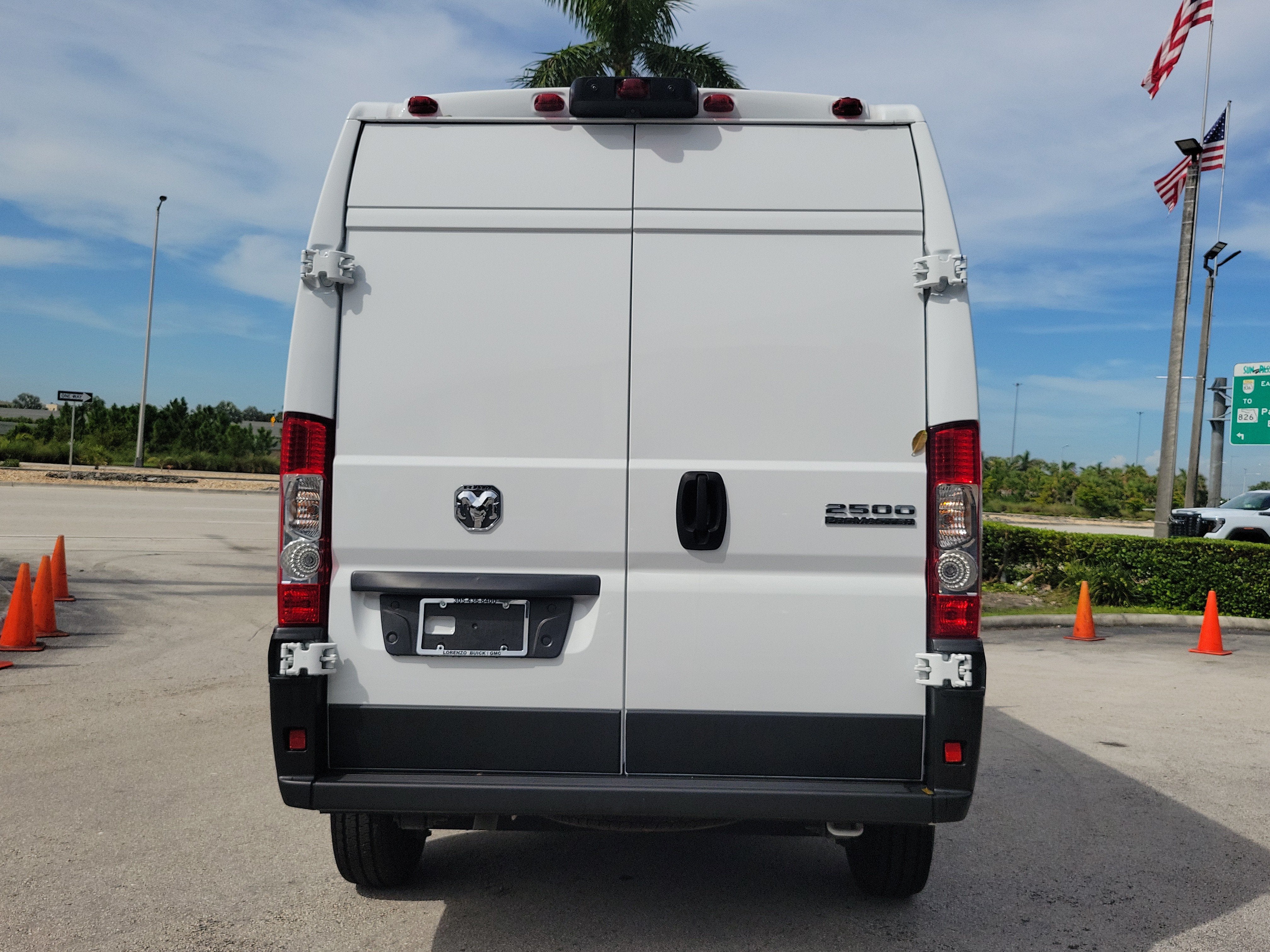 2026 RAM ProMaster Cargo Van Tradesman