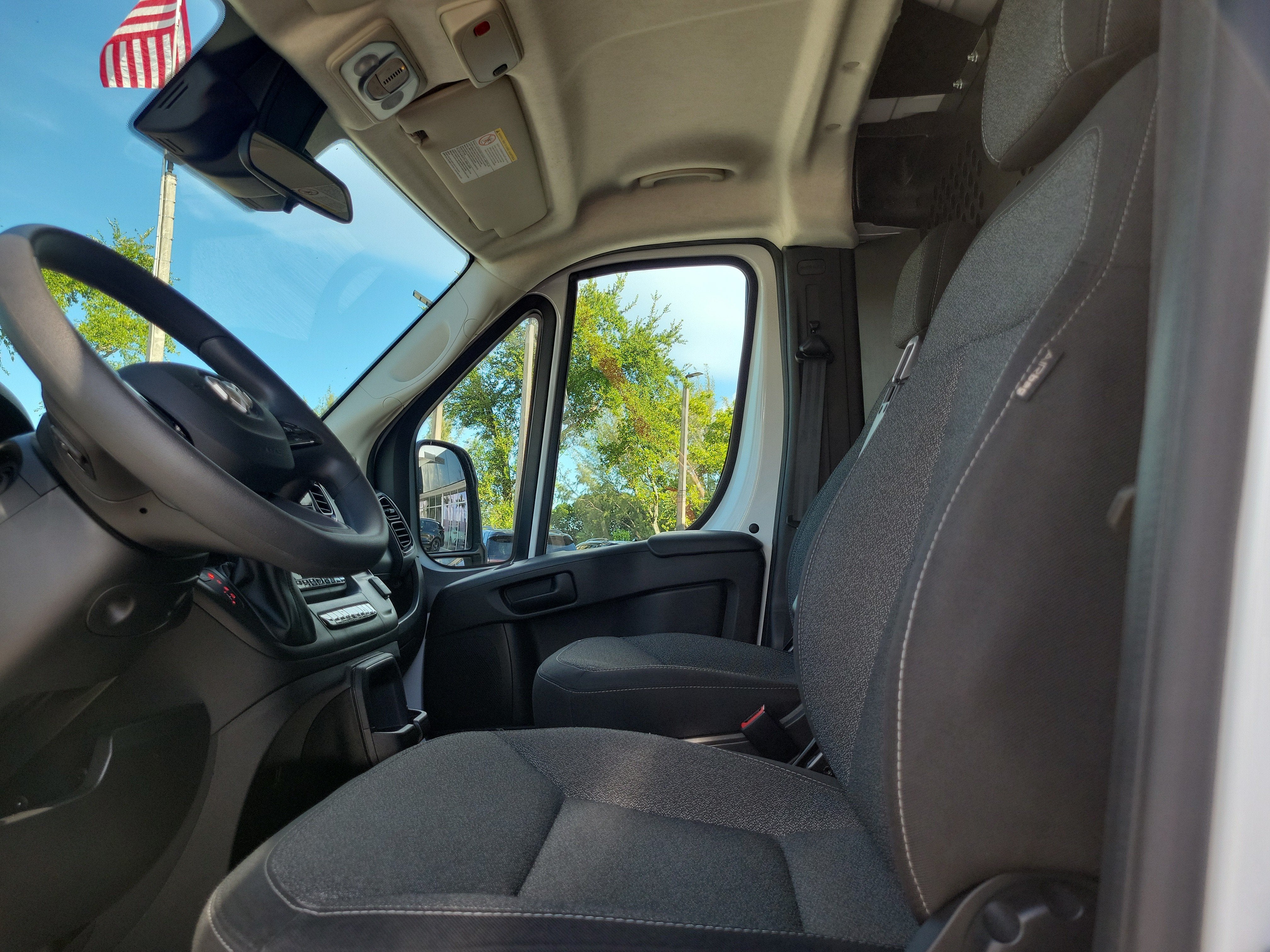2025 RAM ProMaster Cargo Van Tradesman