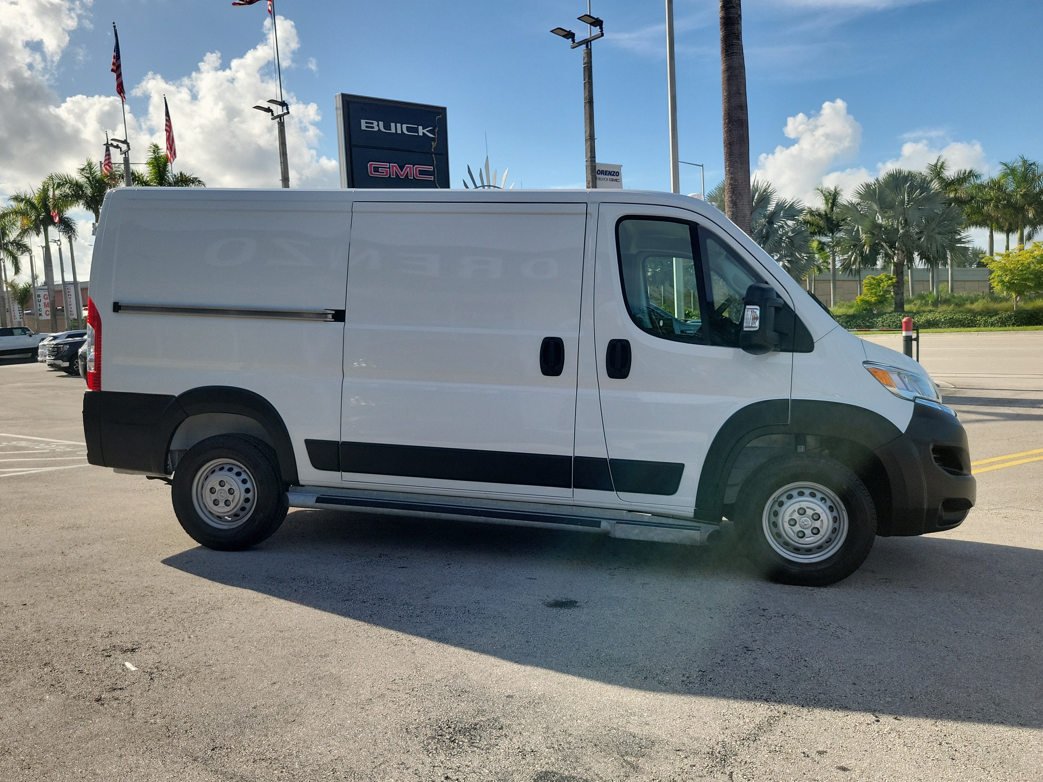 2025 RAM ProMaster Cargo Van Tradesman