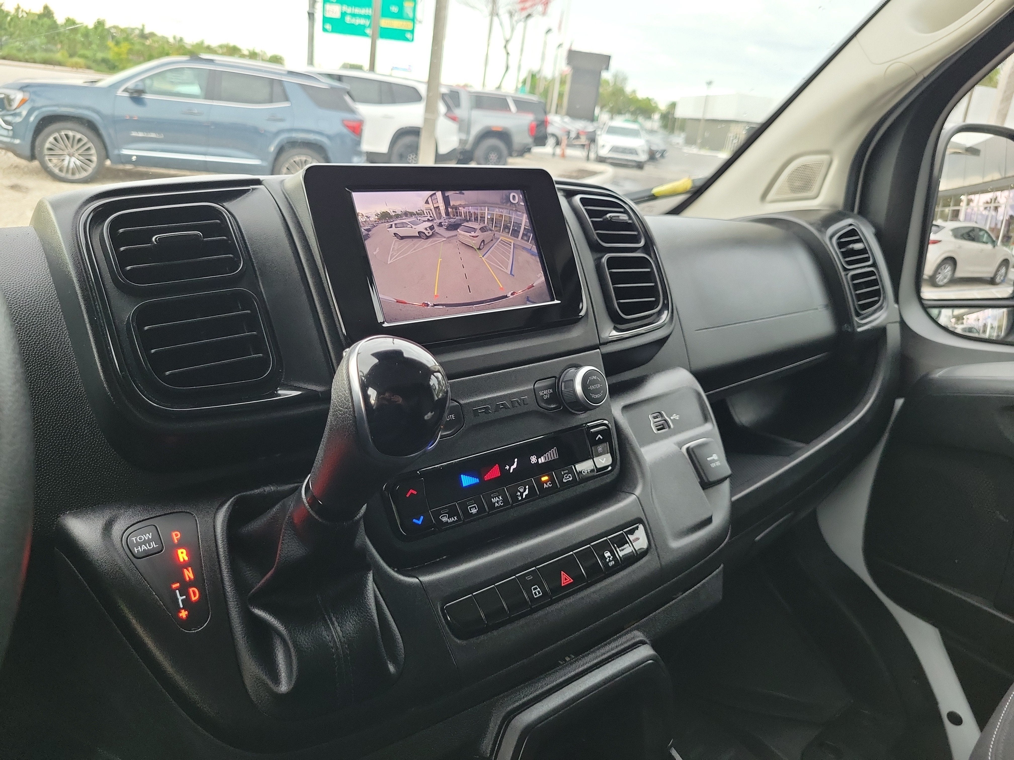 2025 RAM ProMaster Cargo Van Tradesman