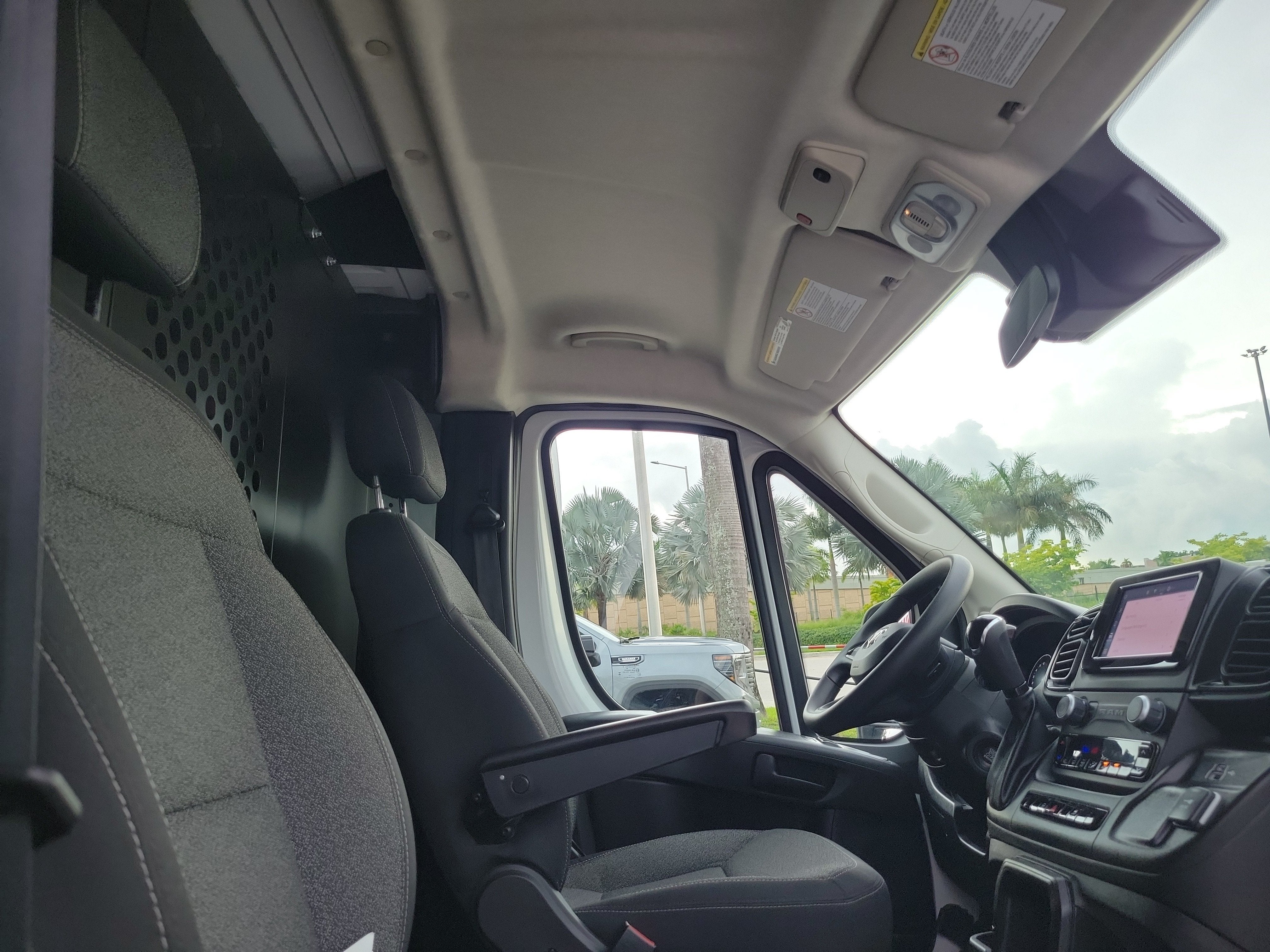 2025 RAM ProMaster Cargo Van Tradesman