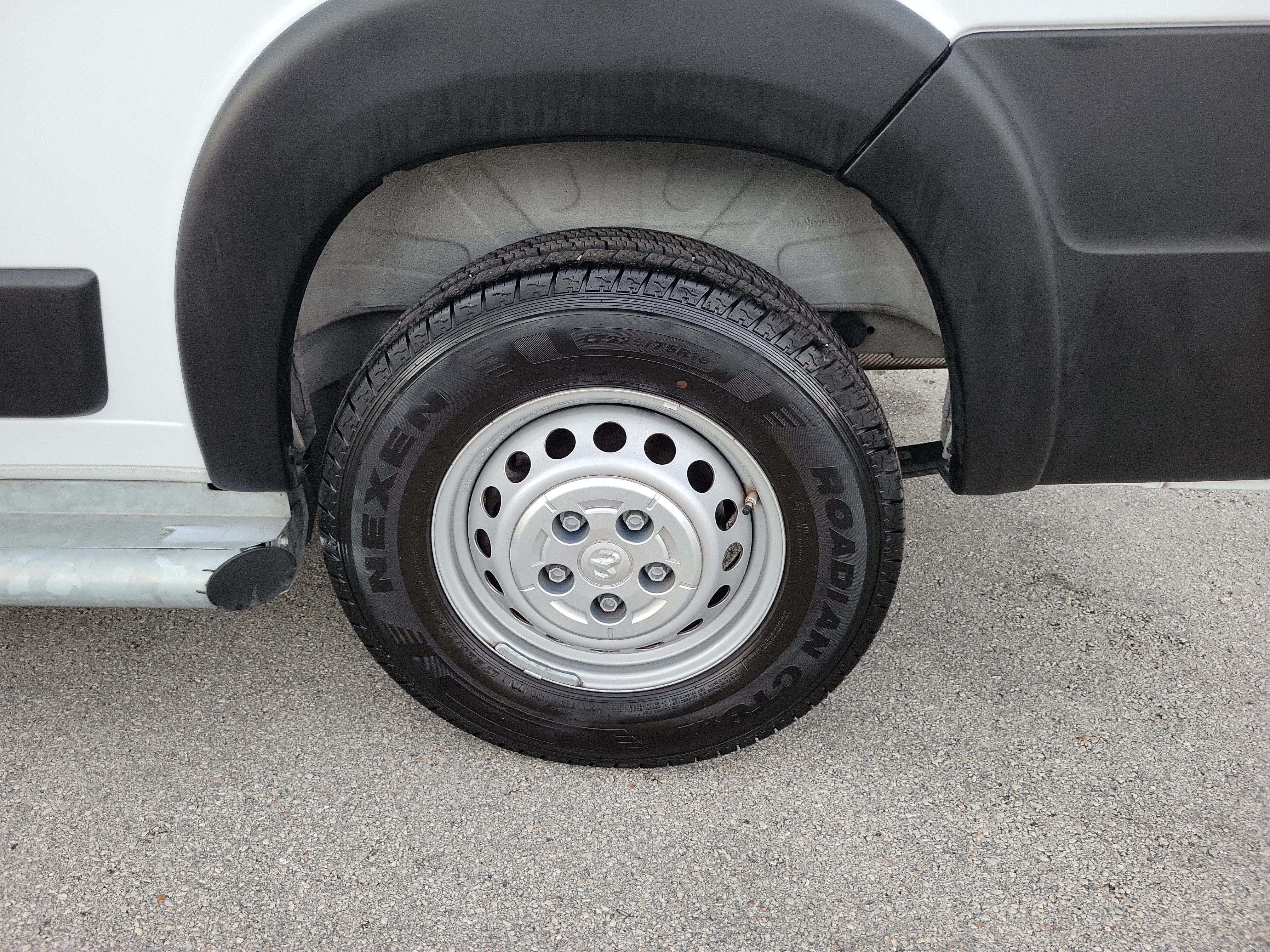 2025 RAM ProMaster Cargo Van Tradesman