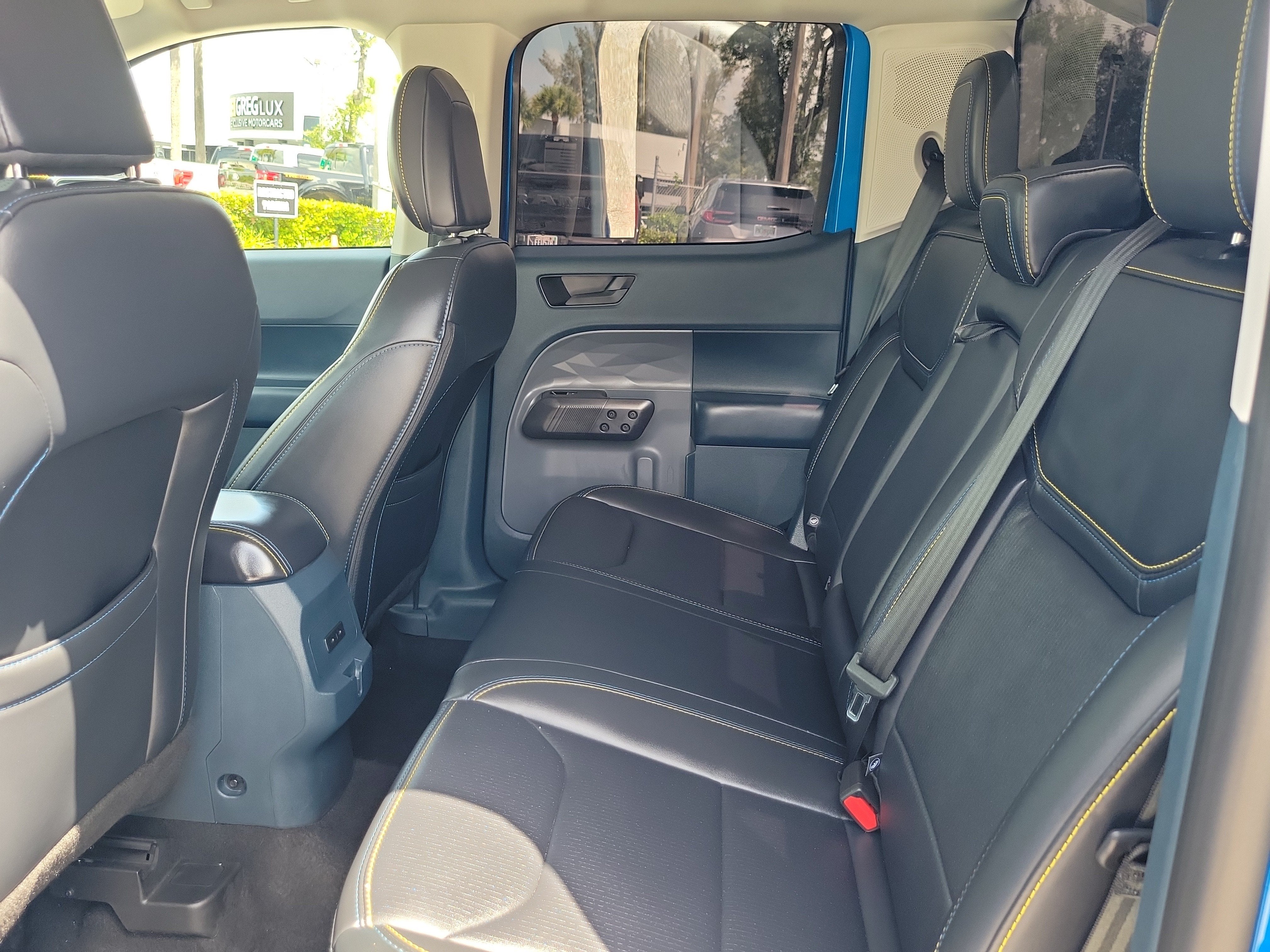 2025 Ford Maverick Lobo Standard