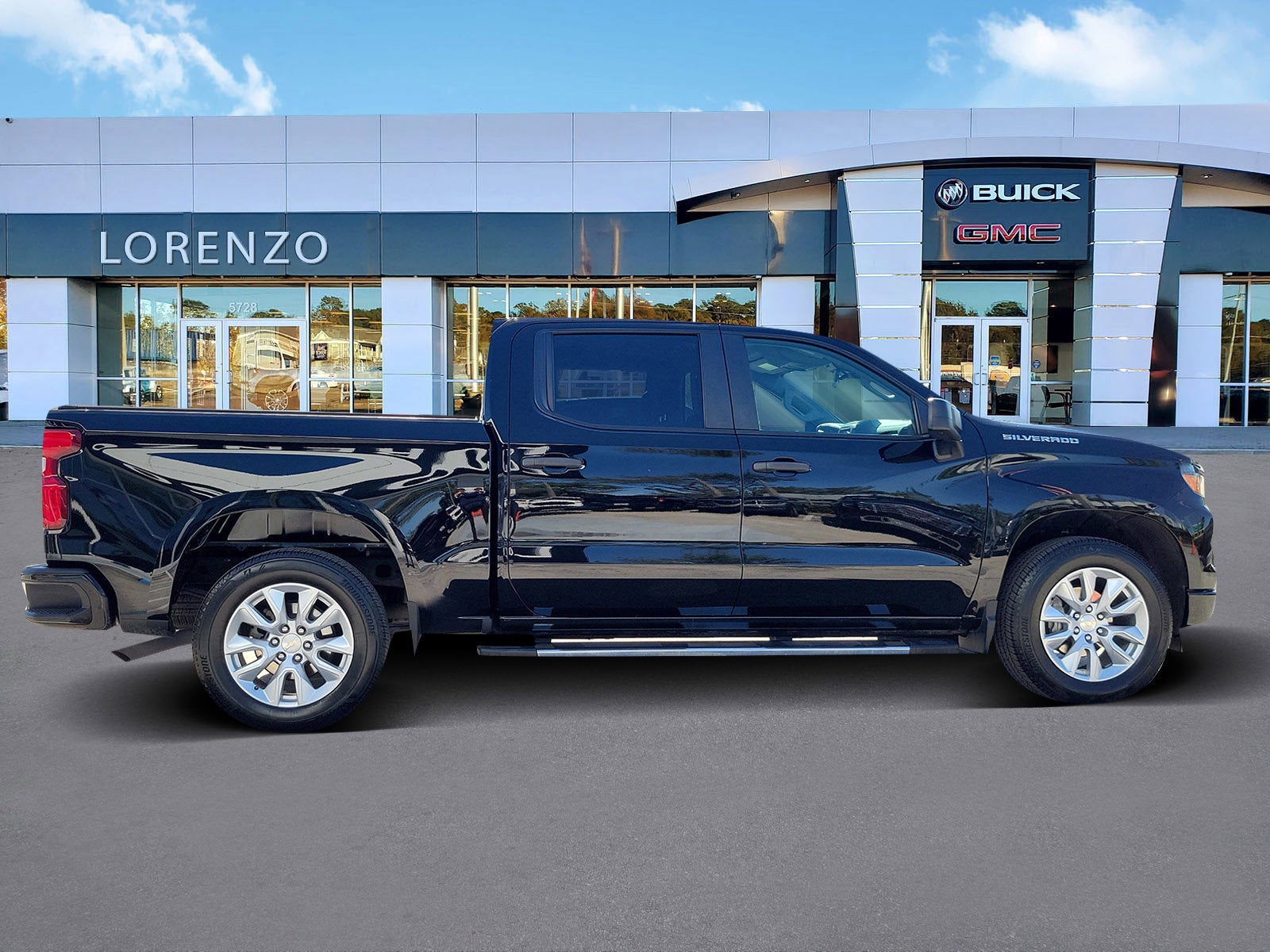 2023 Chevrolet Silverado 1500 Custom