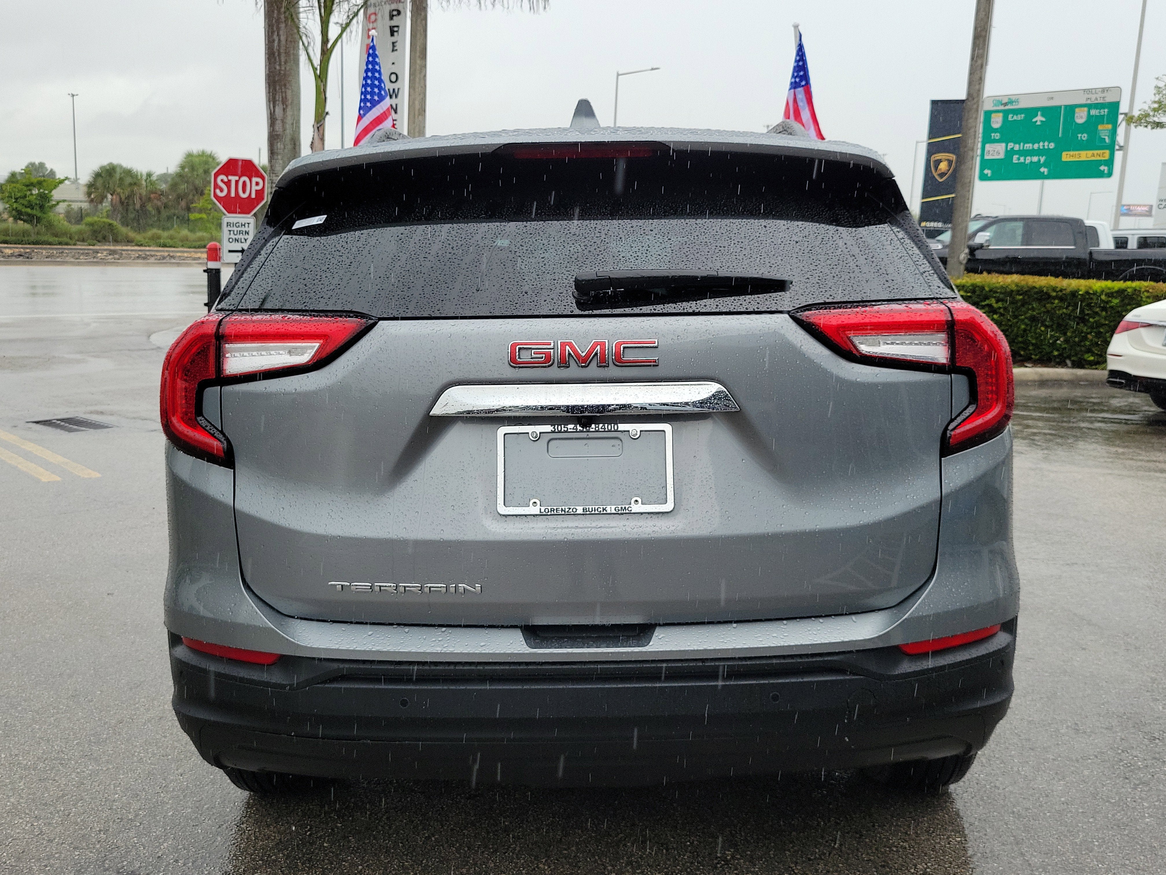 2023 GMC Terrain SLE