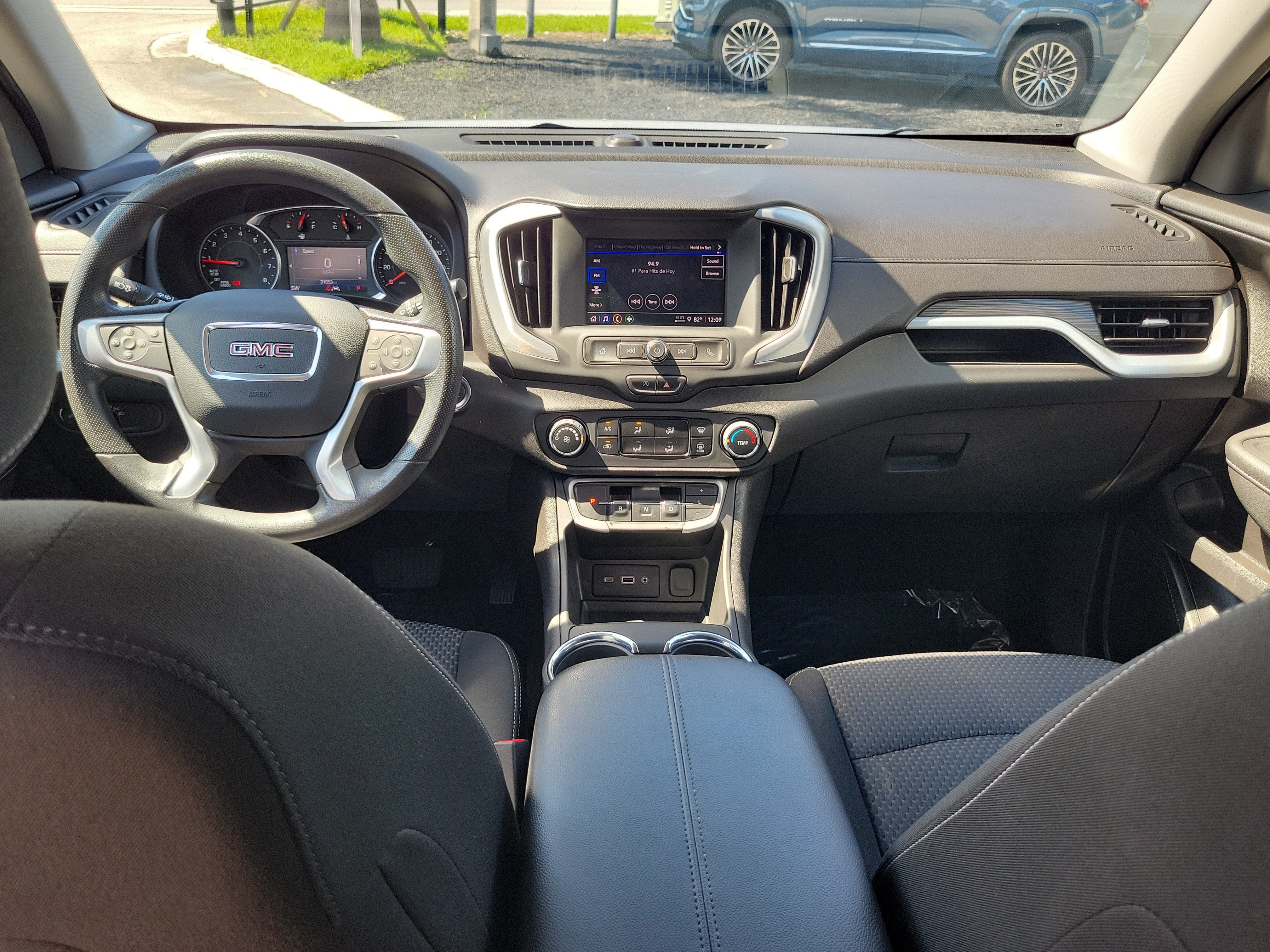 2024 GMC Terrain SLE