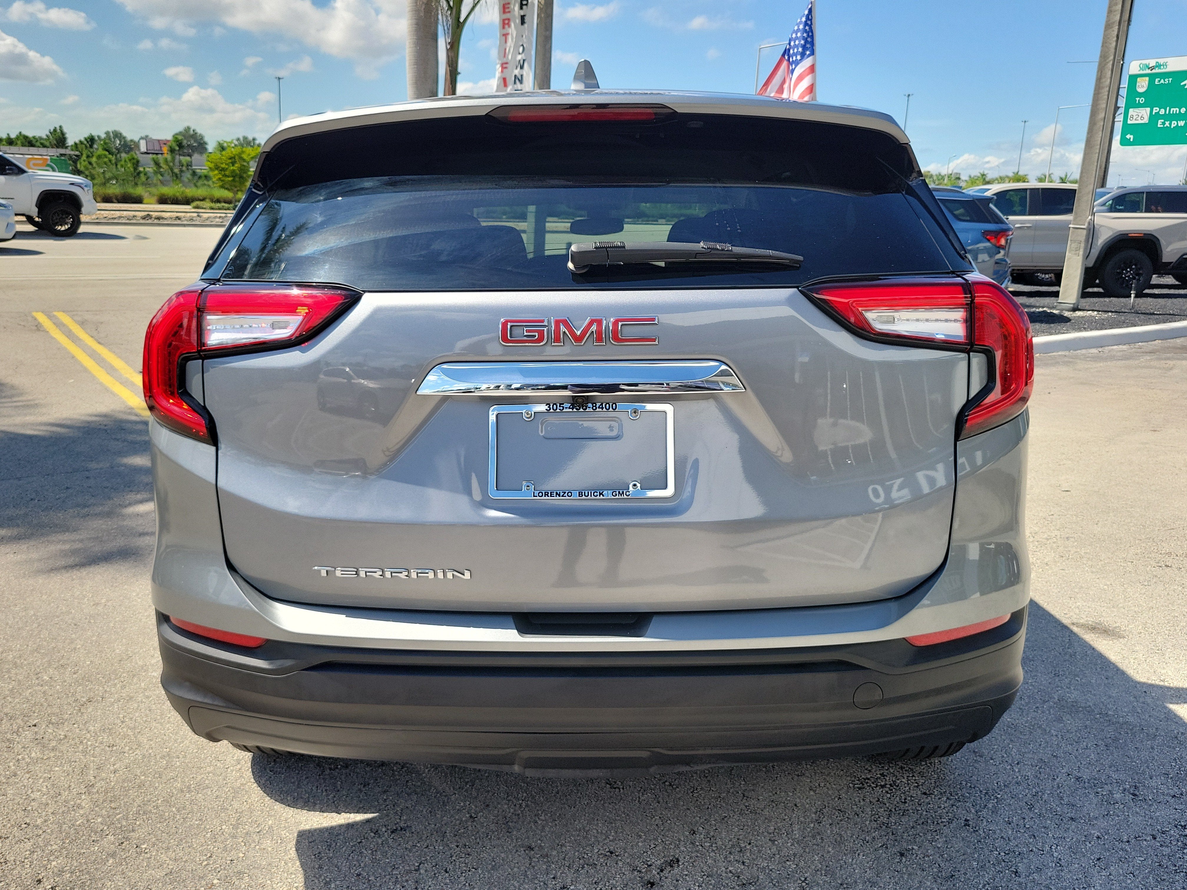 2024 GMC Terrain SLE