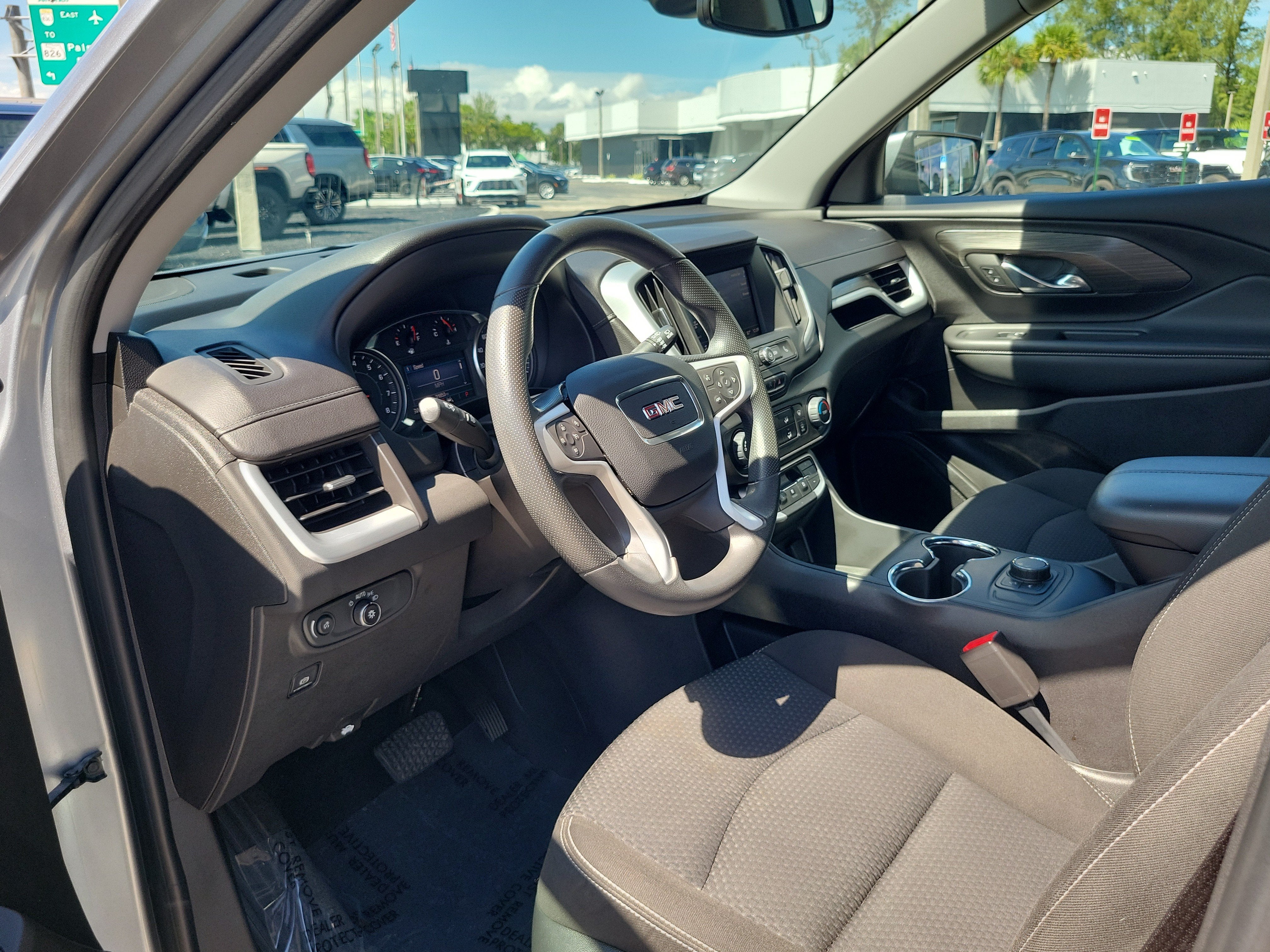 2024 GMC Terrain SLE