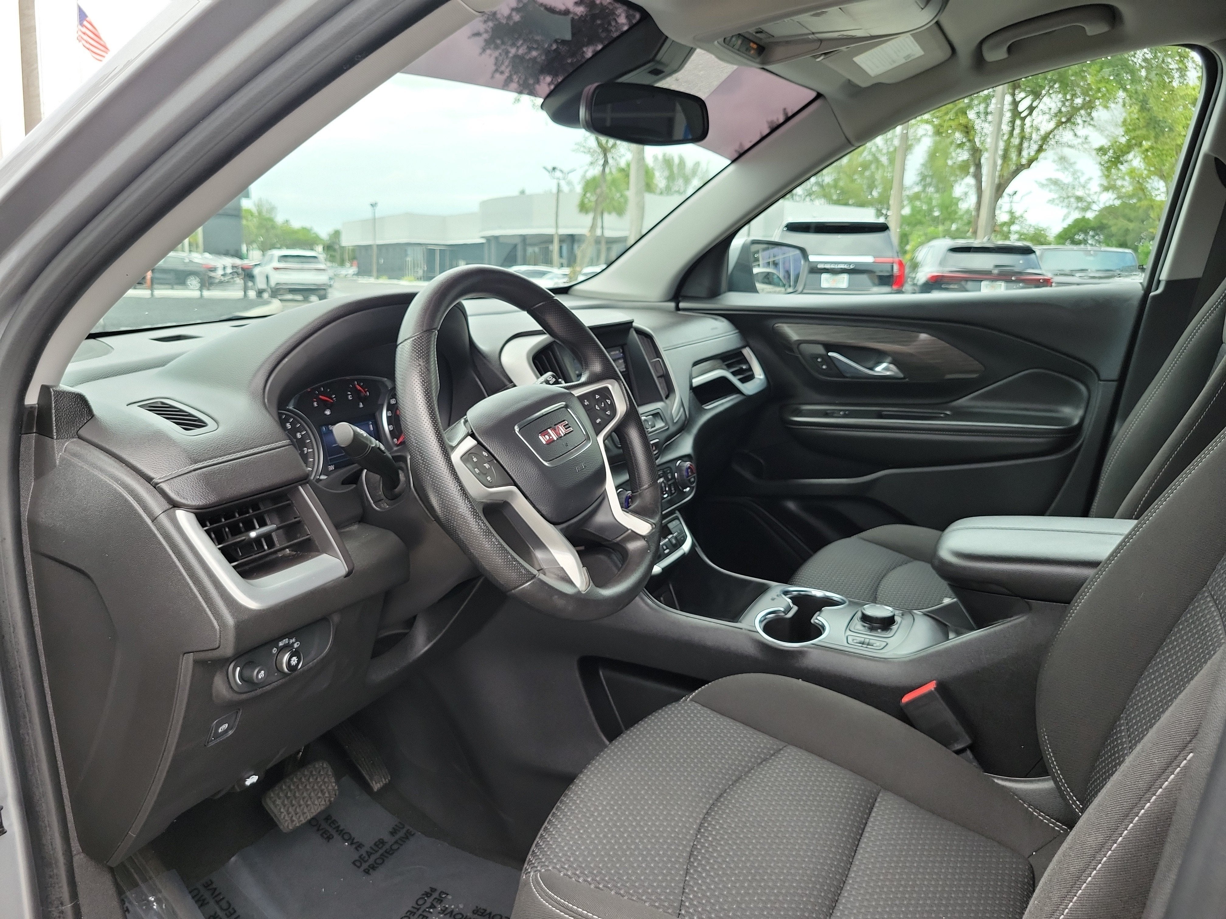 2023 GMC Terrain SLE