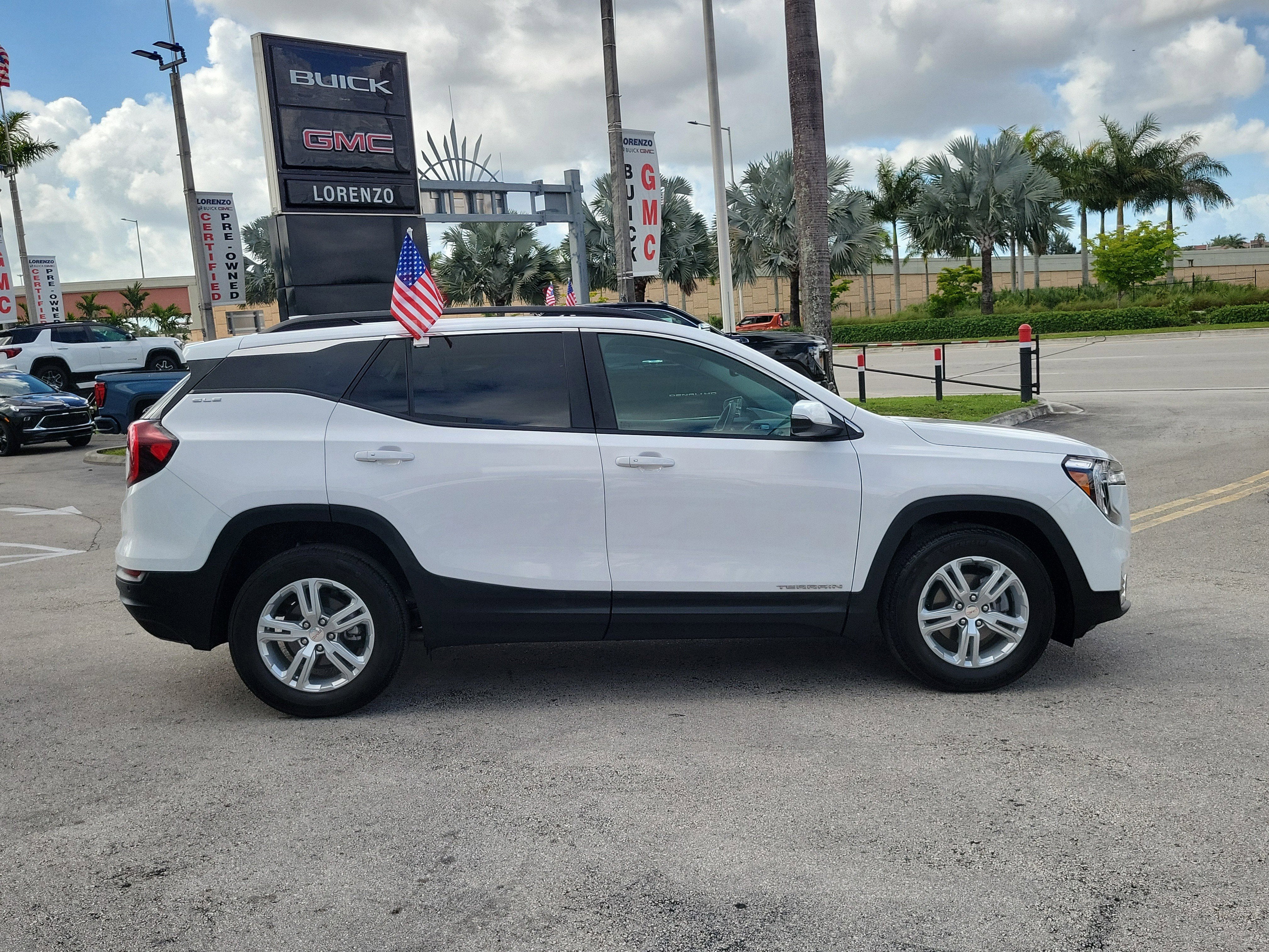 2024 GMC Terrain SLE