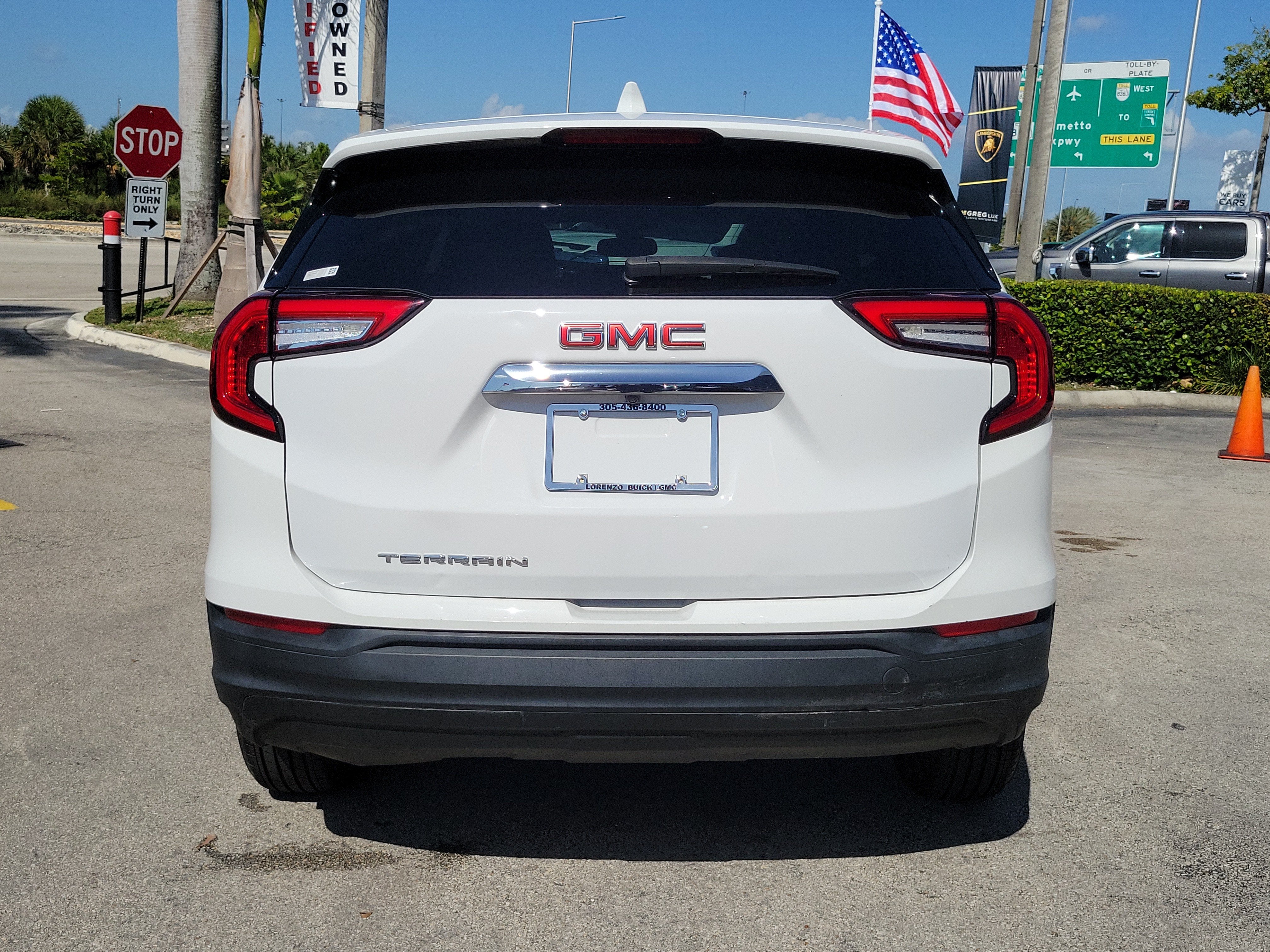 2023 GMC Terrain SLE