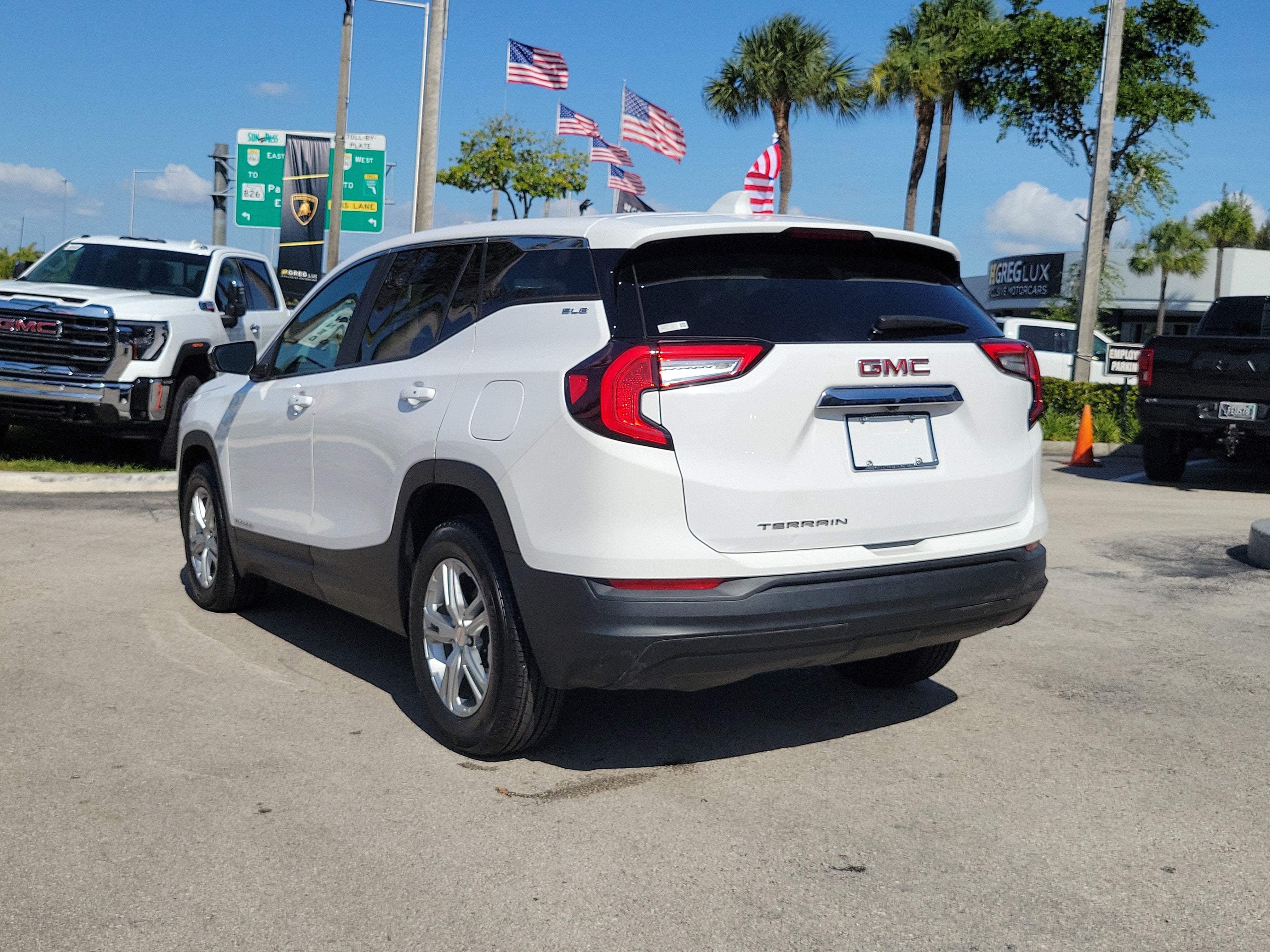 2023 GMC Terrain SLE