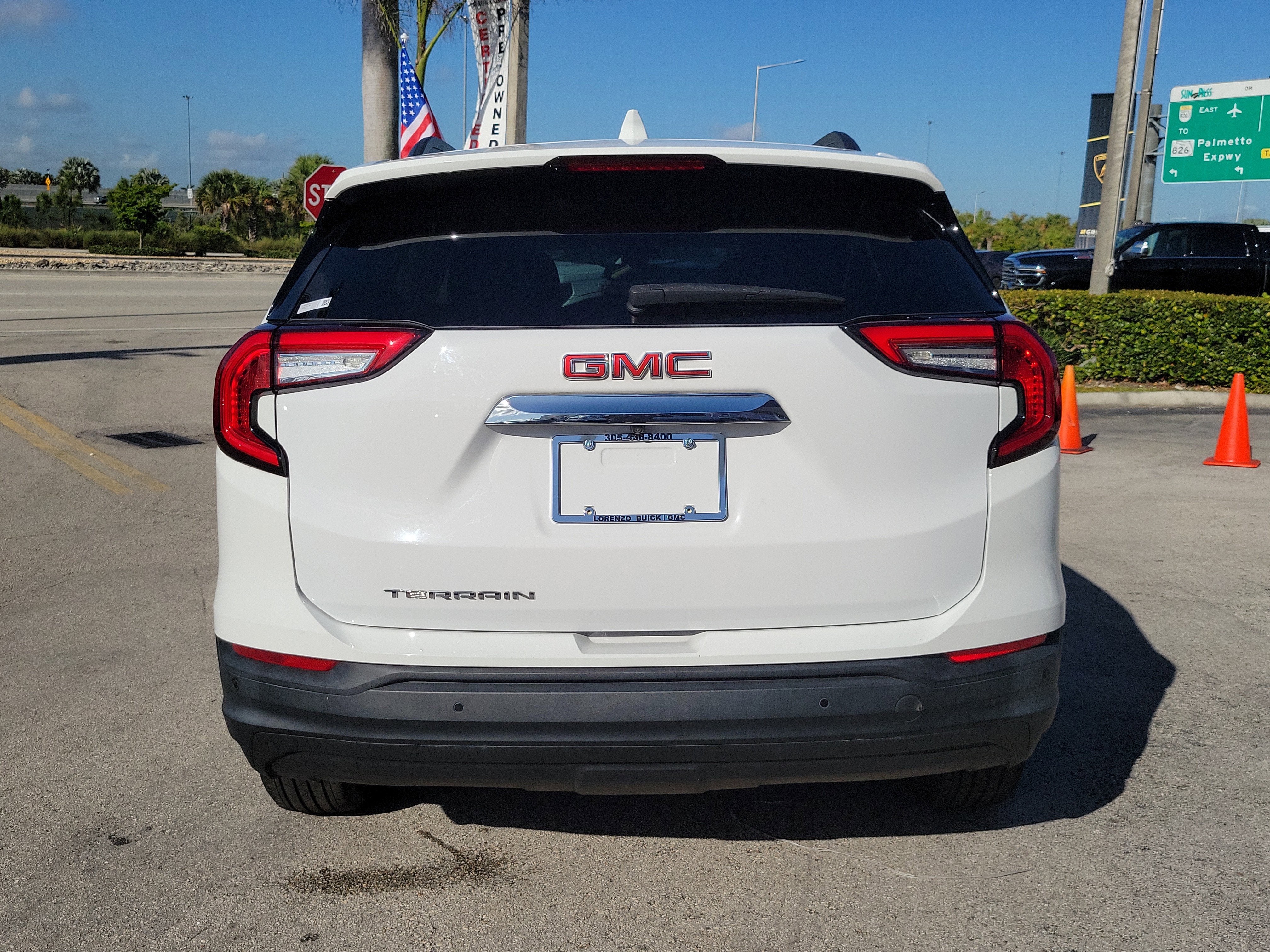 2022 GMC Terrain SLE