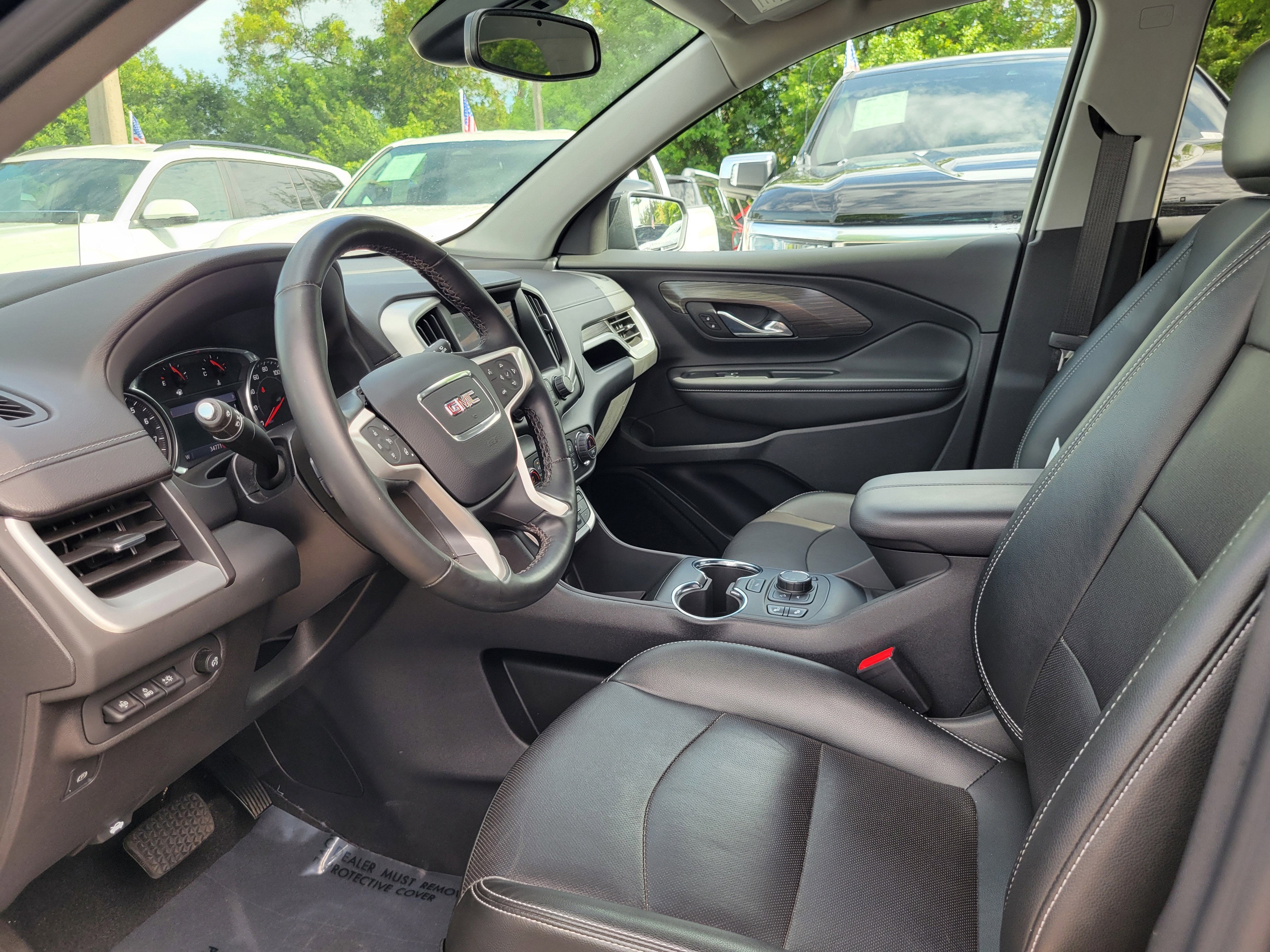 2023 GMC Terrain SLT