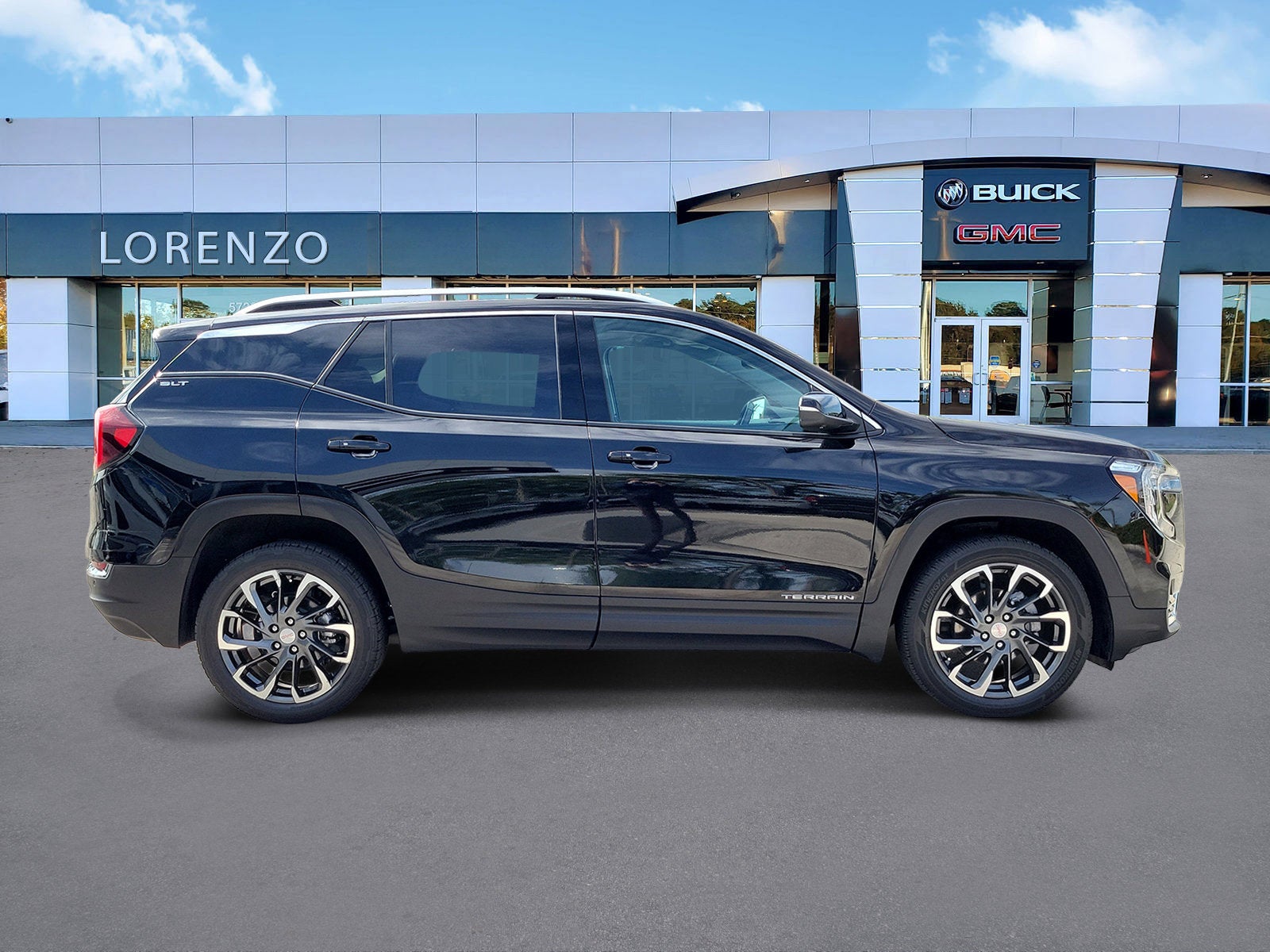 2023 GMC Terrain SLT