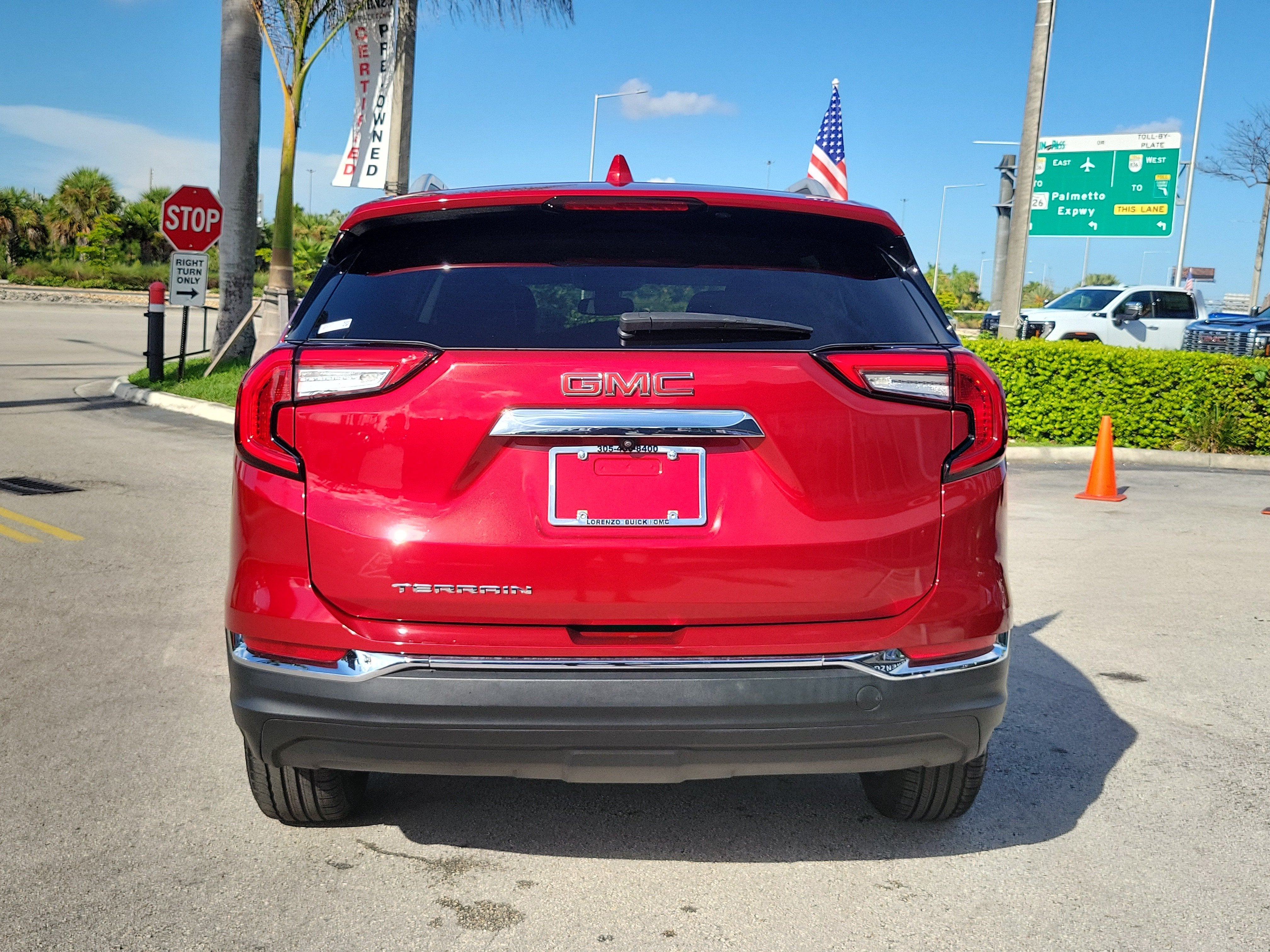2024 GMC Terrain SLT
