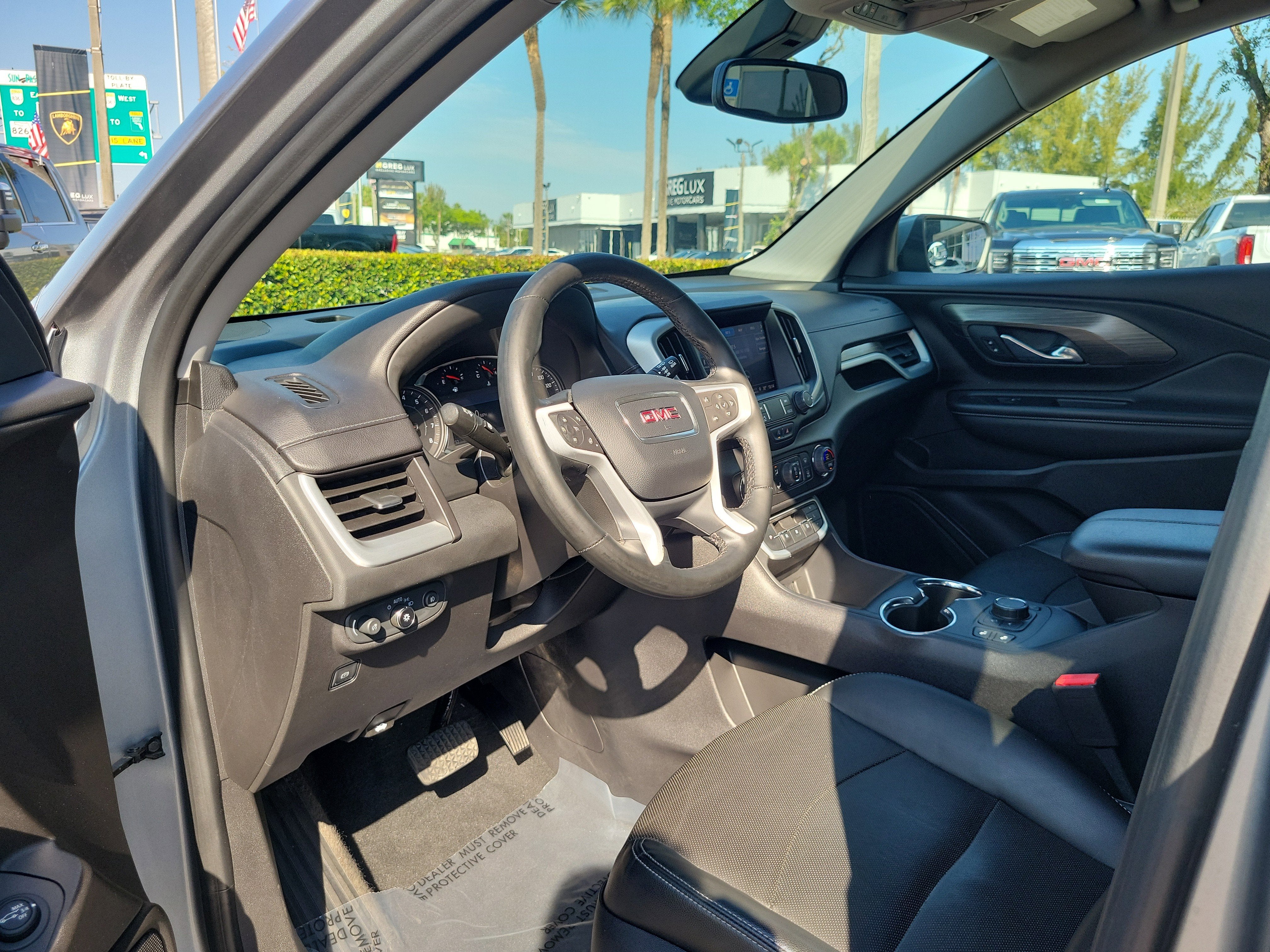 2023 GMC Terrain SLT