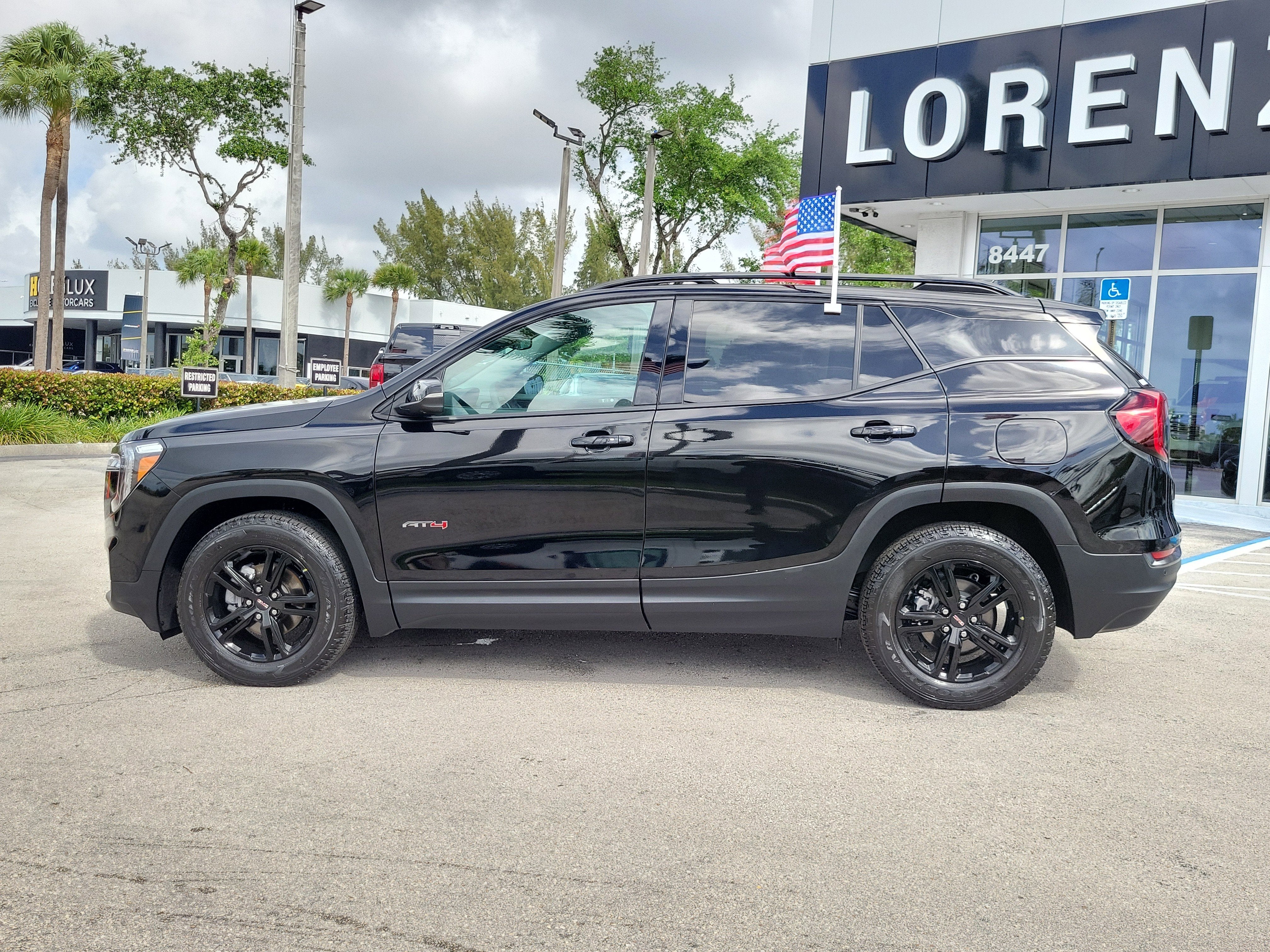 2023 GMC Terrain AT4