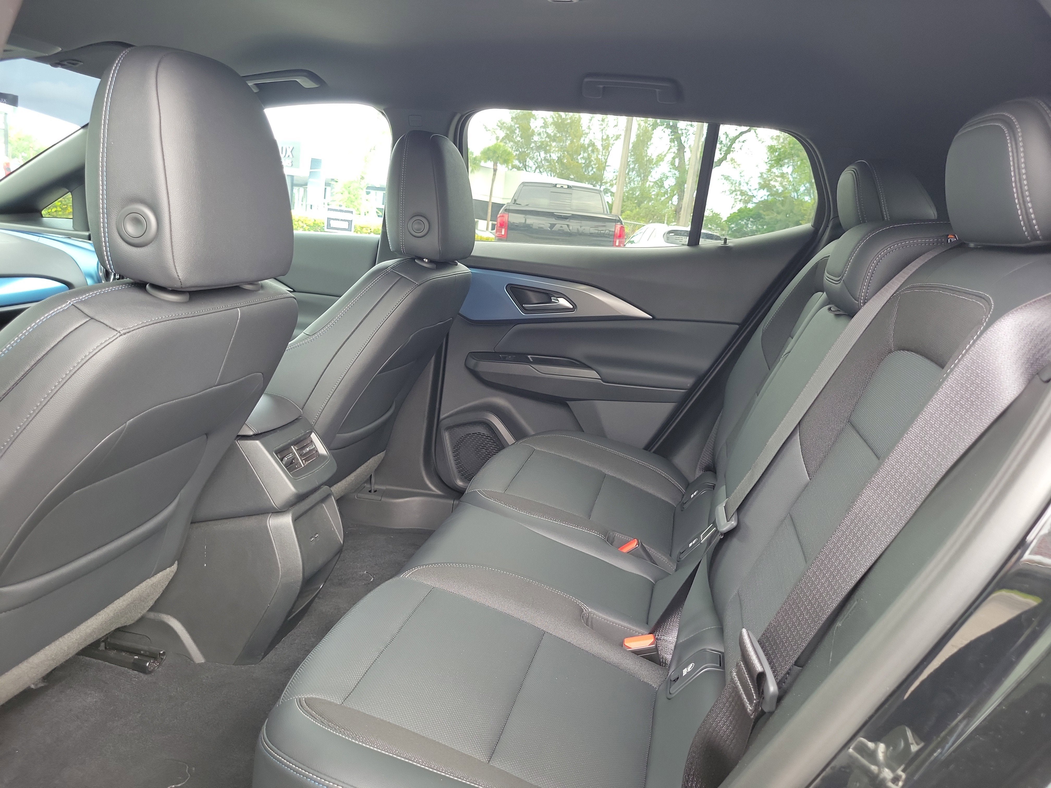 2024 Chevrolet Equinox EV 2LT