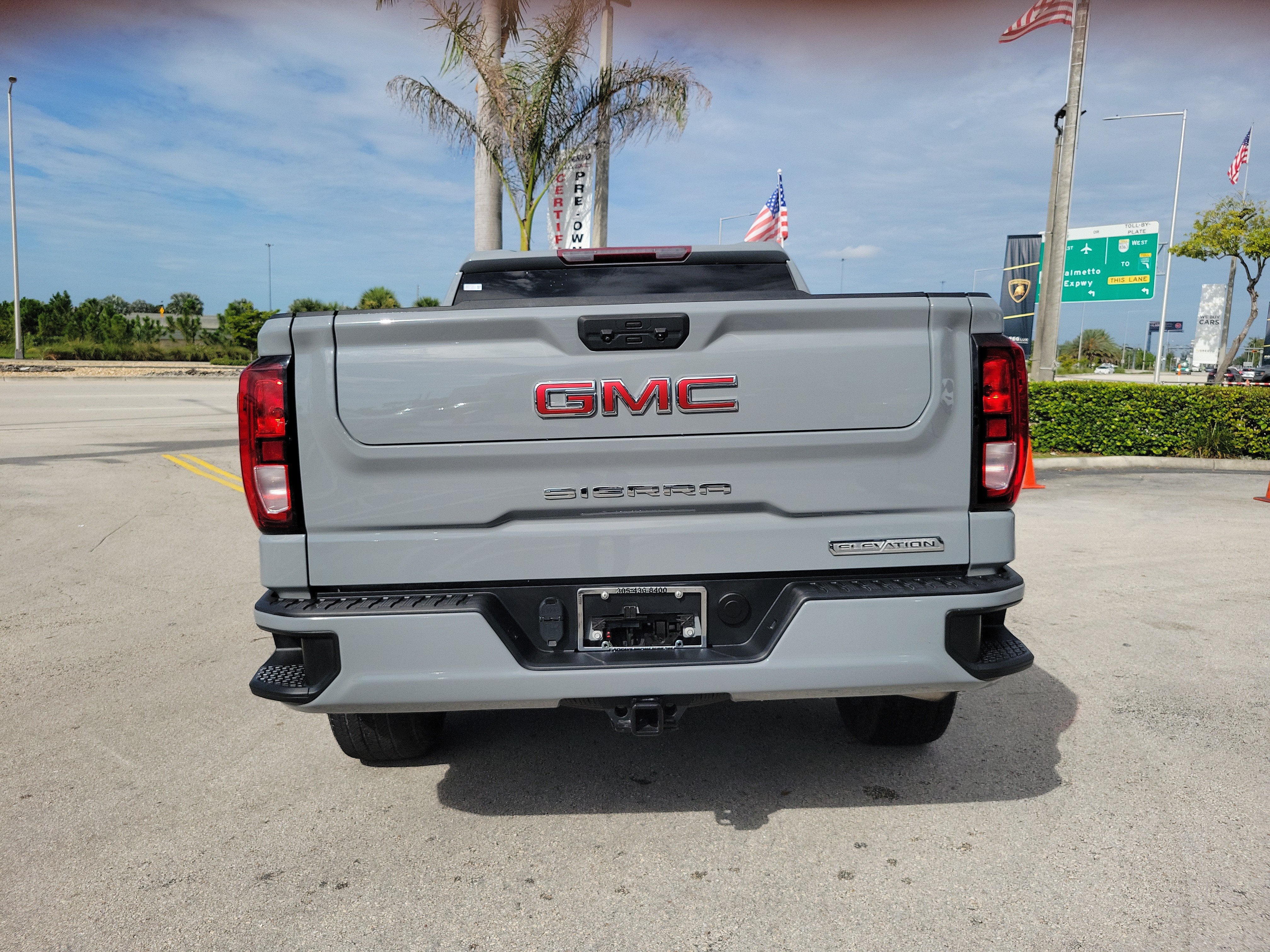 2024 GMC Sierra 1500 Elevation