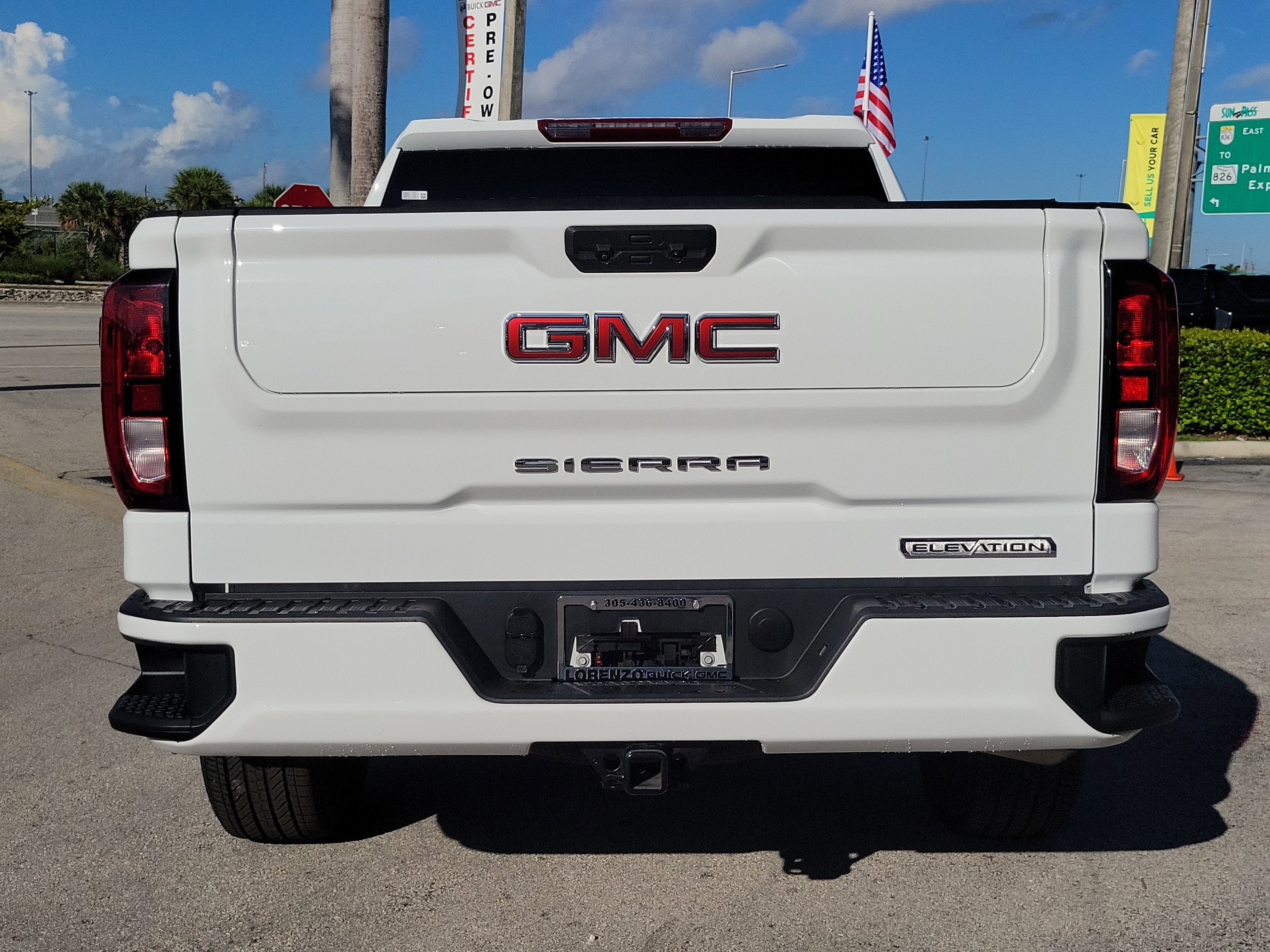 2024 GMC Sierra 1500 Elevation