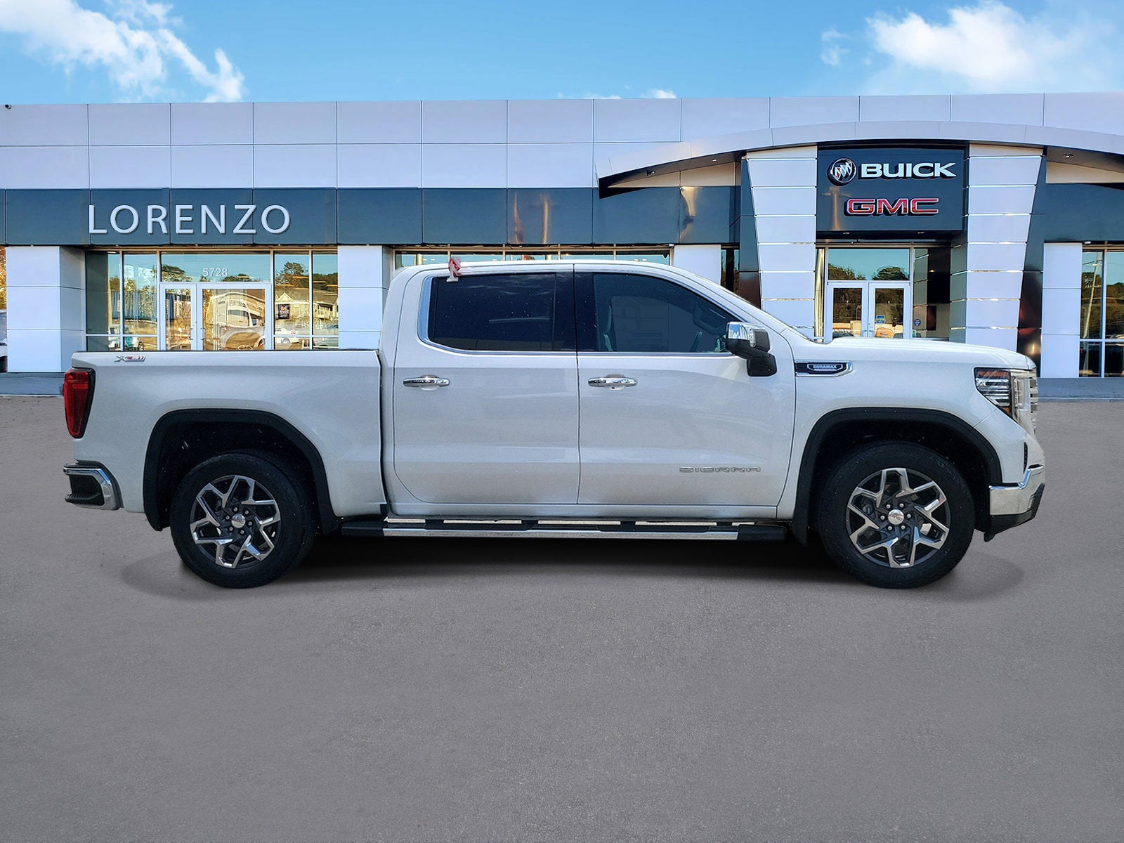 2023 GMC Sierra 1500 SLT