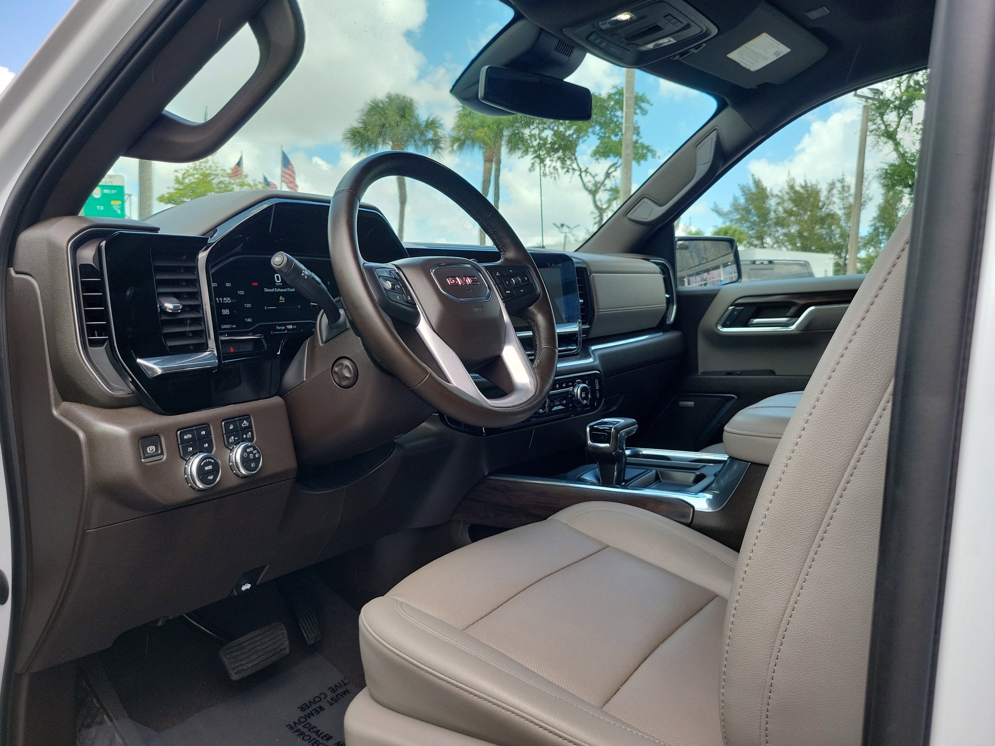 2023 GMC Sierra 1500 SLT