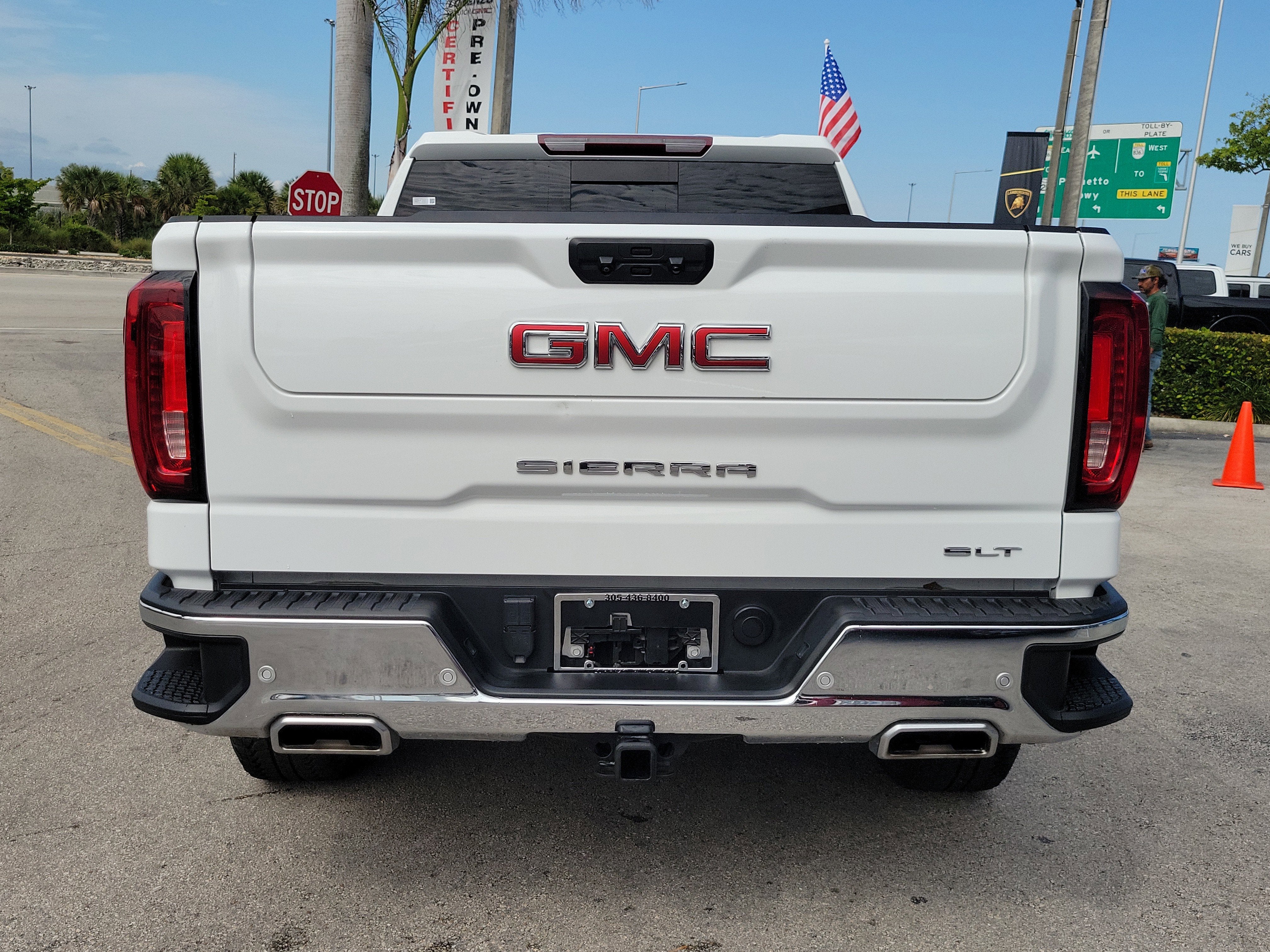 2024 GMC Sierra 1500 SLT