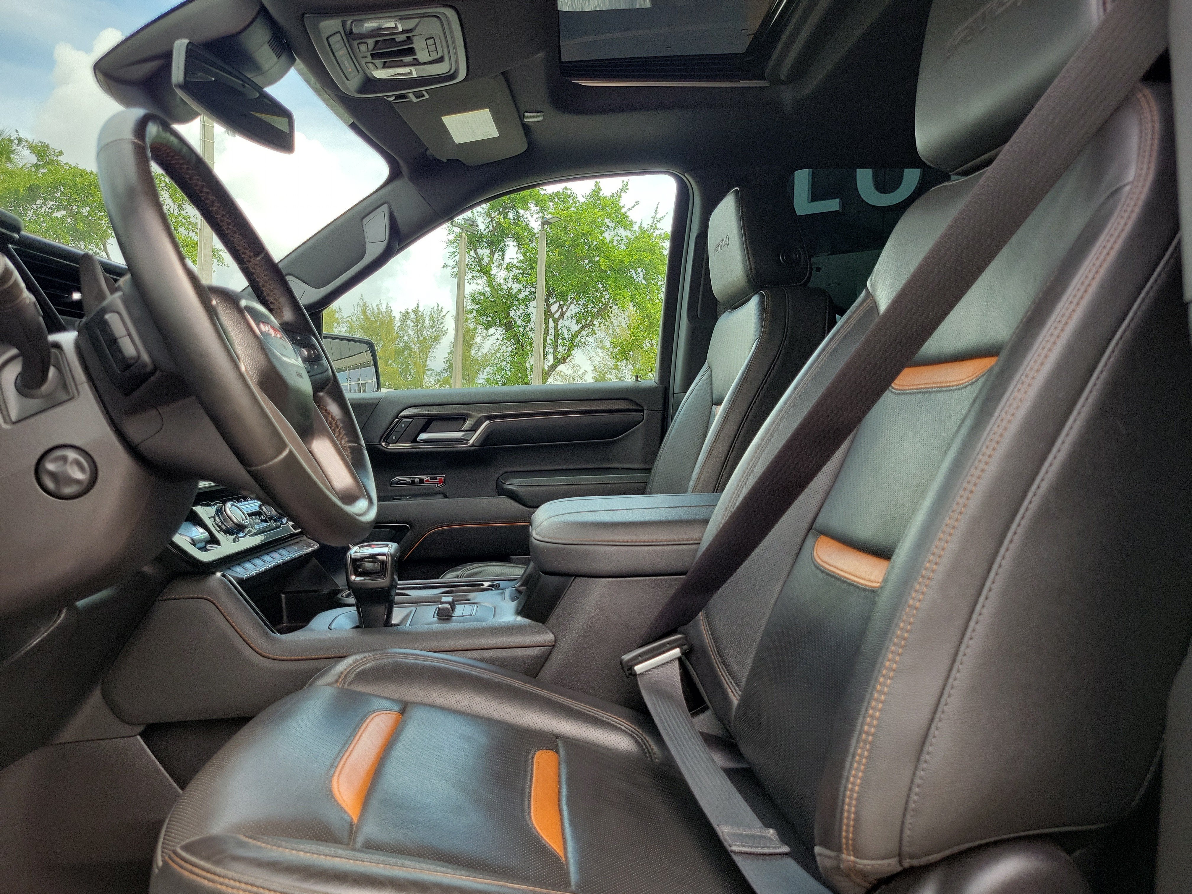 2024 GMC Sierra 1500 AT4