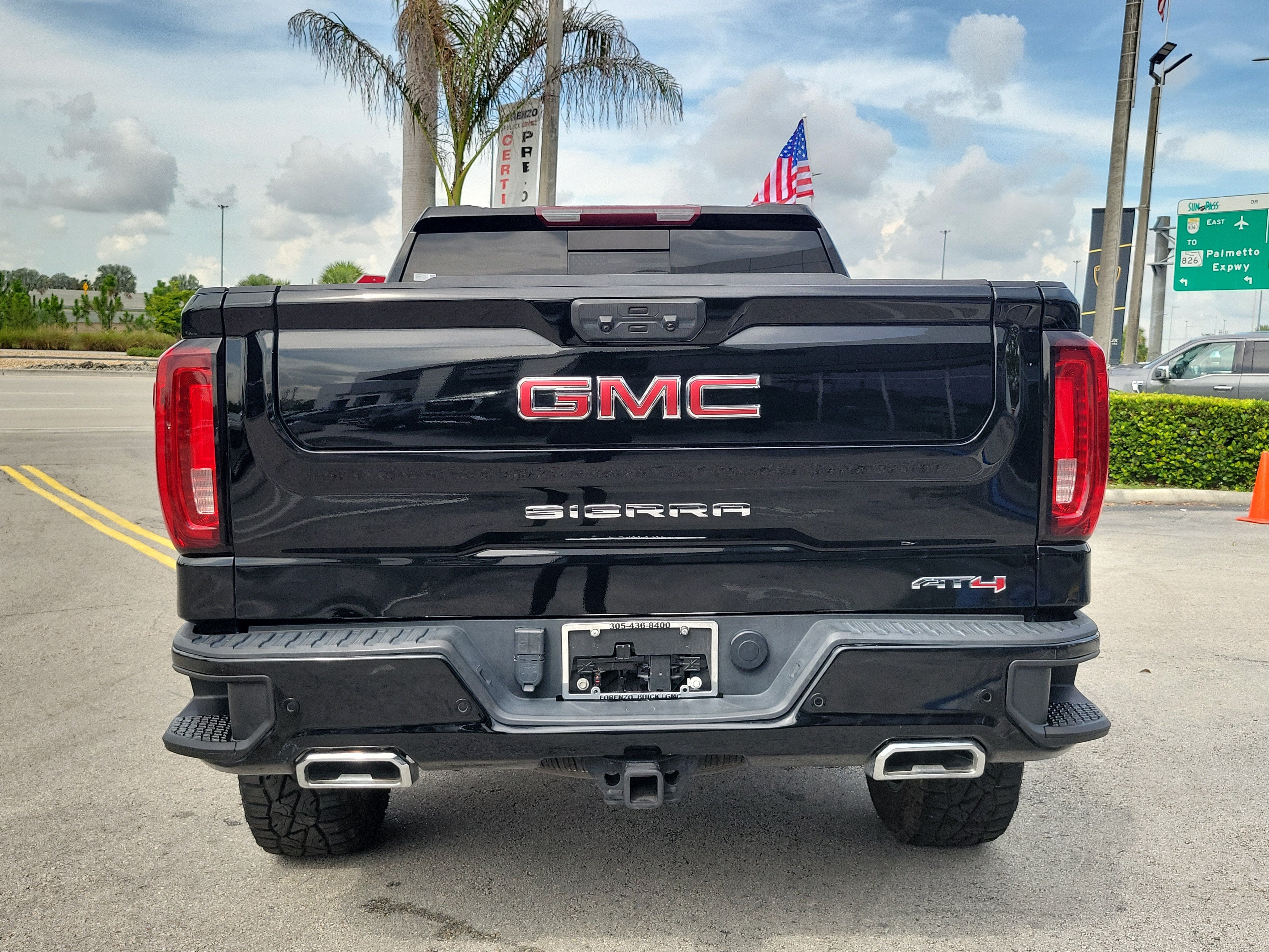 2024 GMC Sierra 1500 AT4