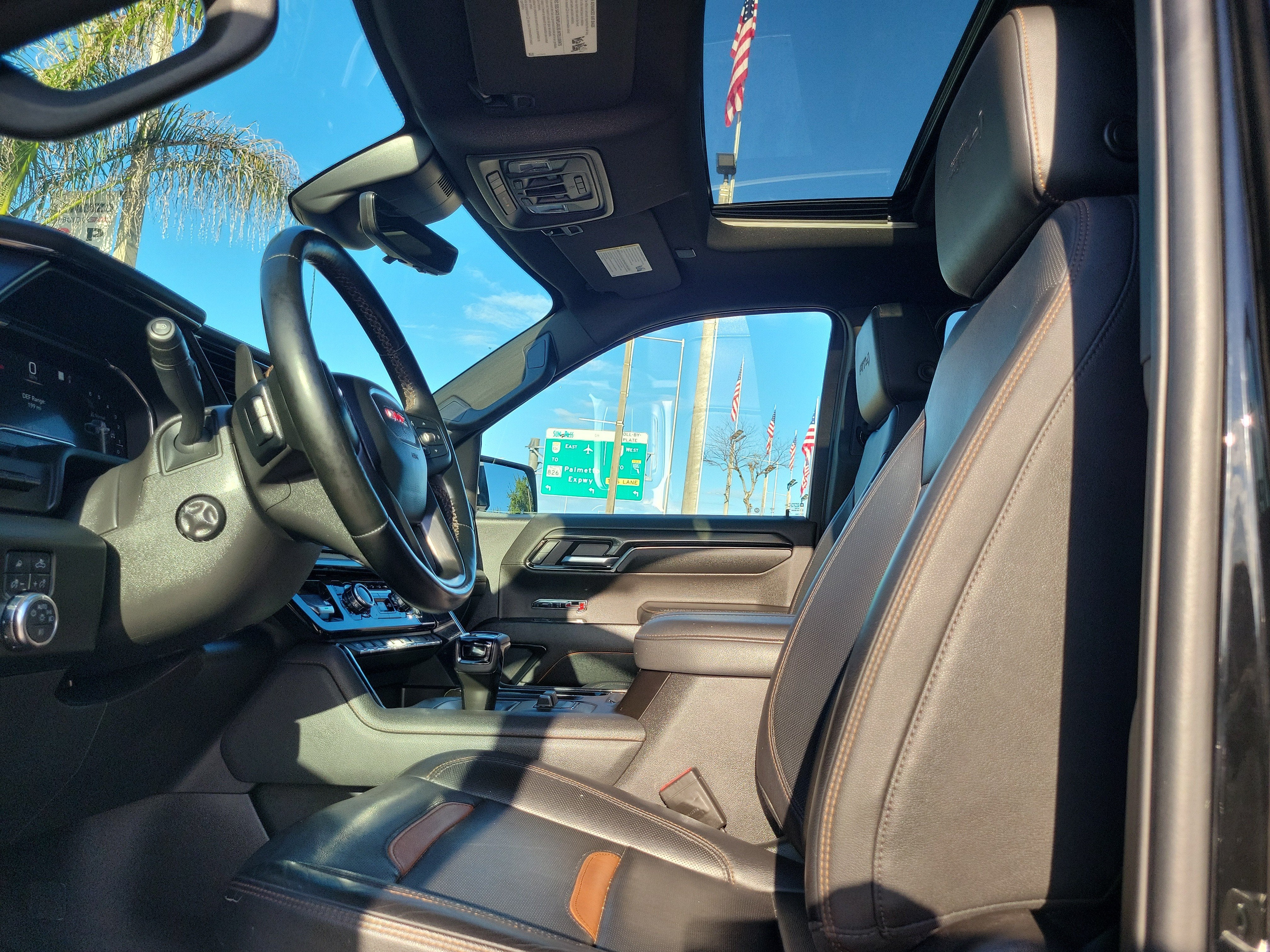 2023 GMC Sierra 1500 AT4