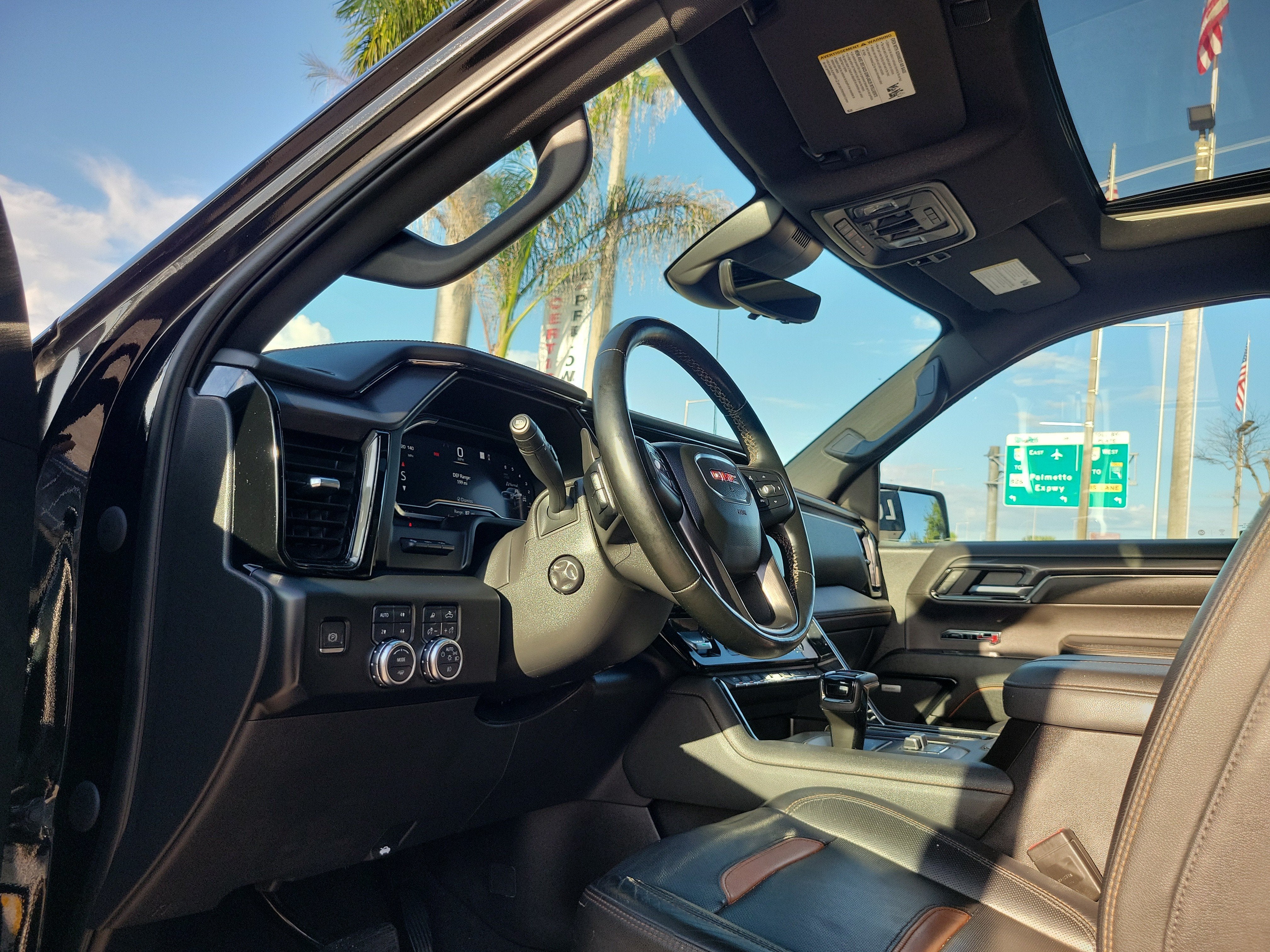 2023 GMC Sierra 1500 AT4