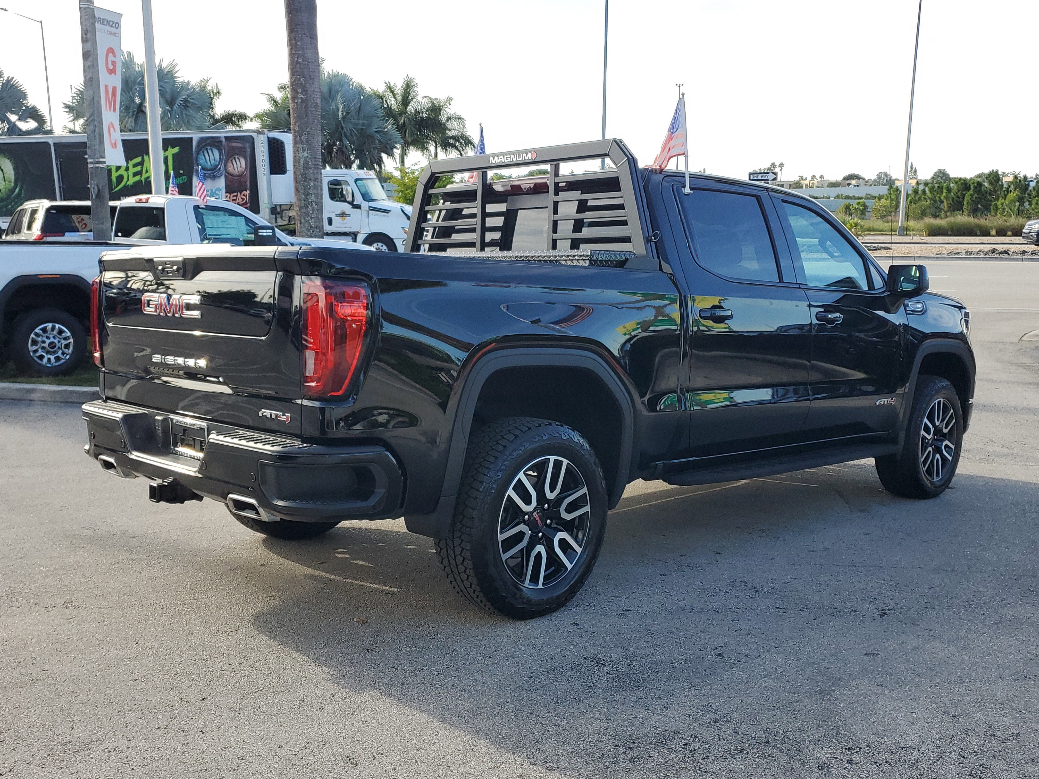 2024 GMC Sierra 1500 AT4