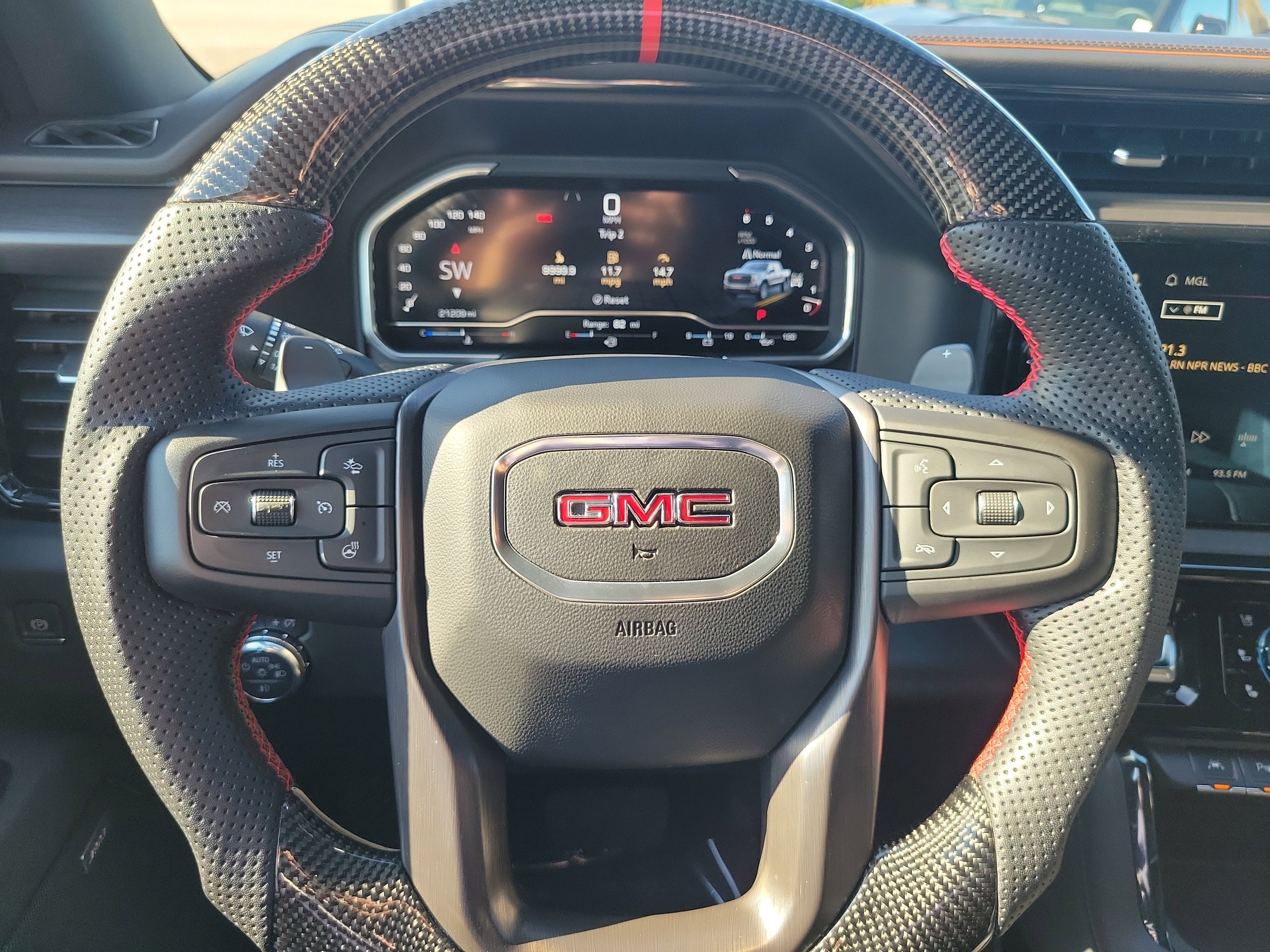 2023 GMC Sierra 1500 AT4