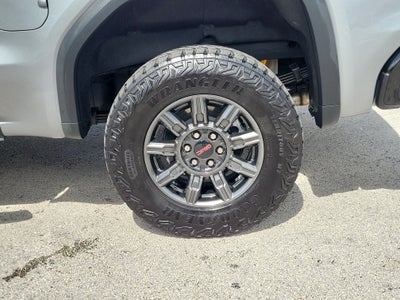 2024 GMC Sierra 1500 AT4X
