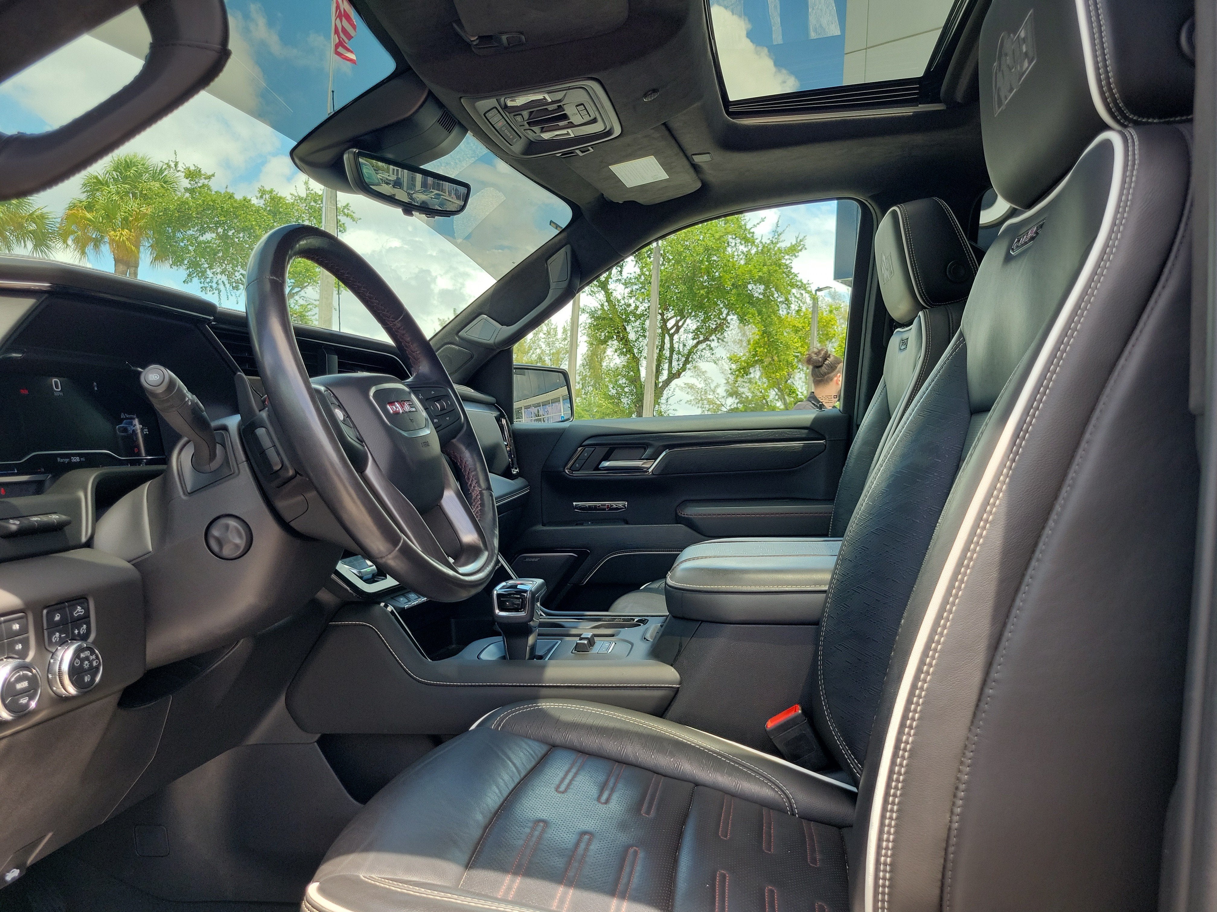 2024 GMC Sierra 1500 AT4X