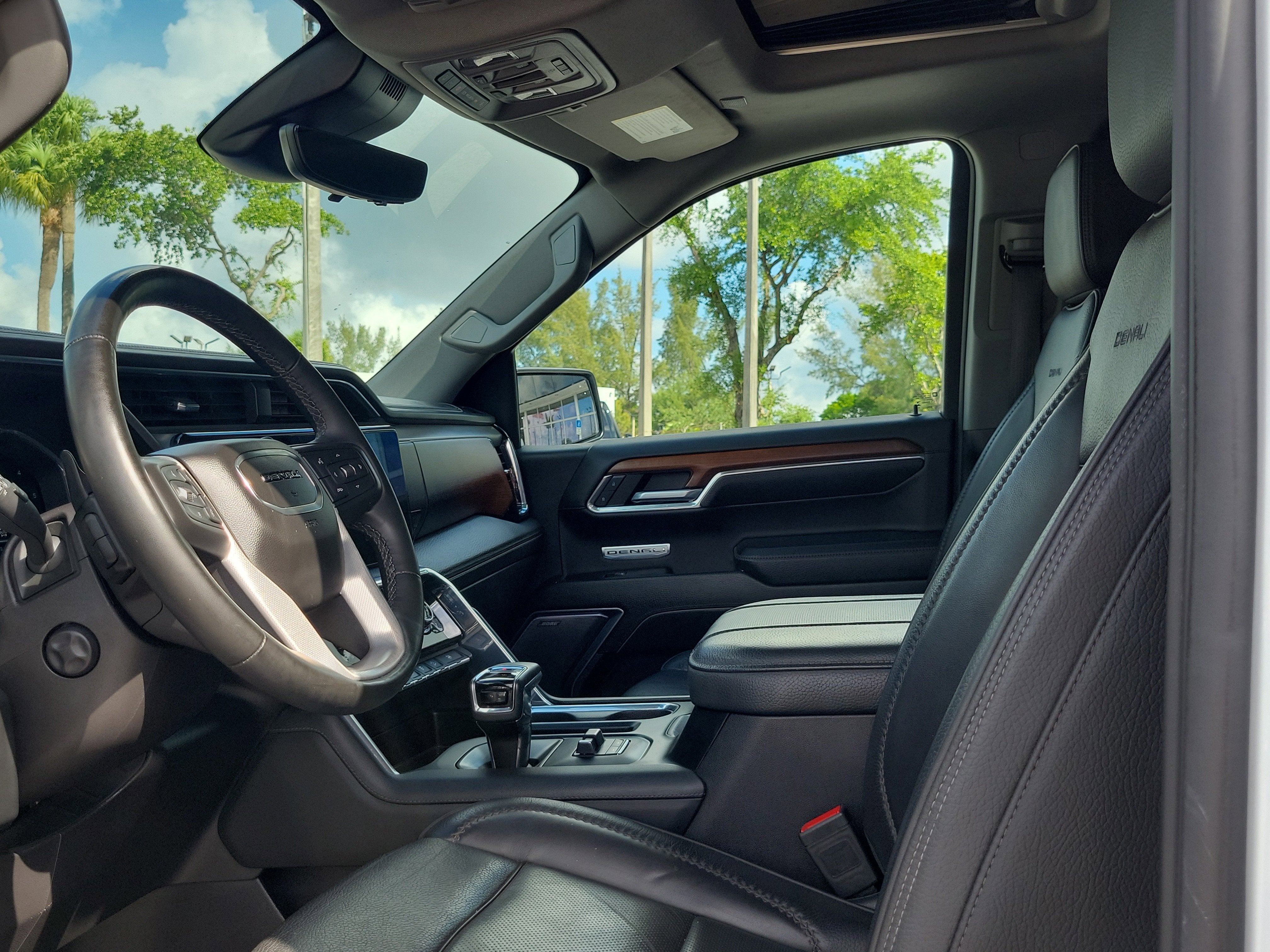 2023 GMC Sierra 1500 Denali